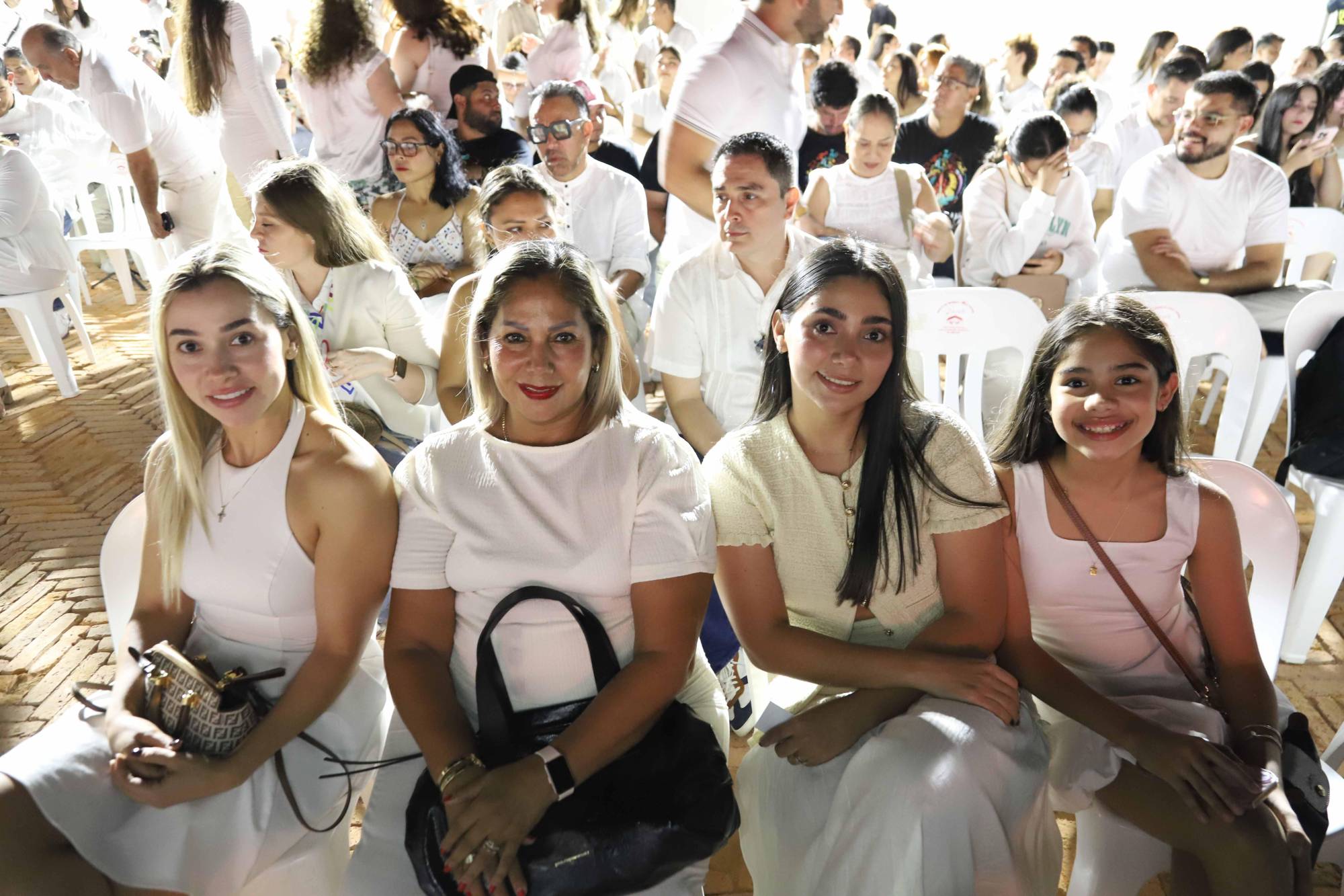 $!Mayleth Zataráin, Maribel Bastidas, Lorena Zataráin y Victoria Zataráin.