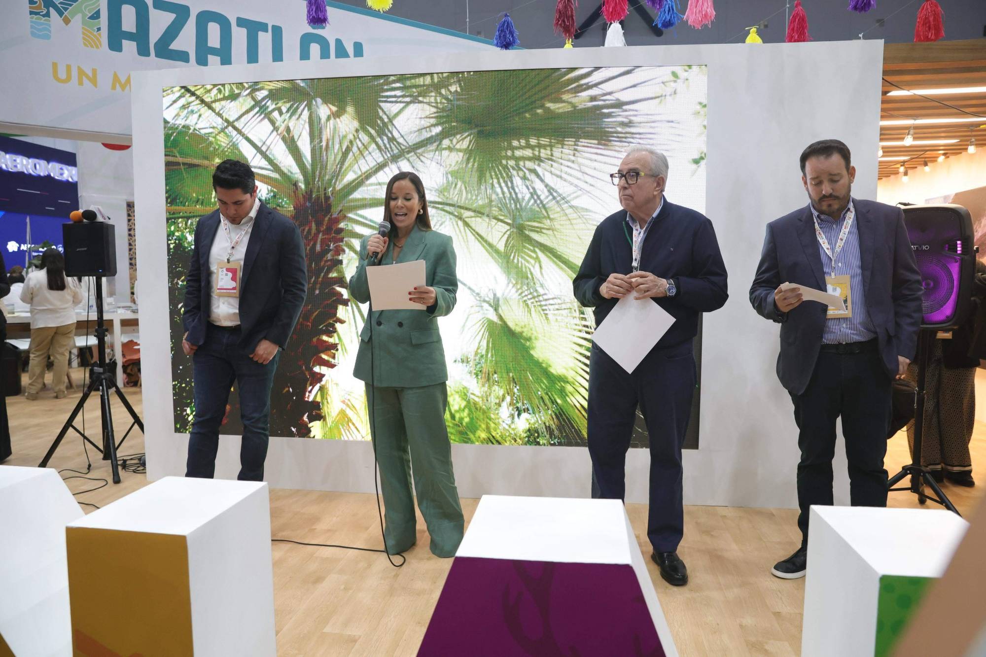 $!Presenta Rocha proyecto de Centro de Convenciones de Culiacán en el Tianguis Turístico 2025