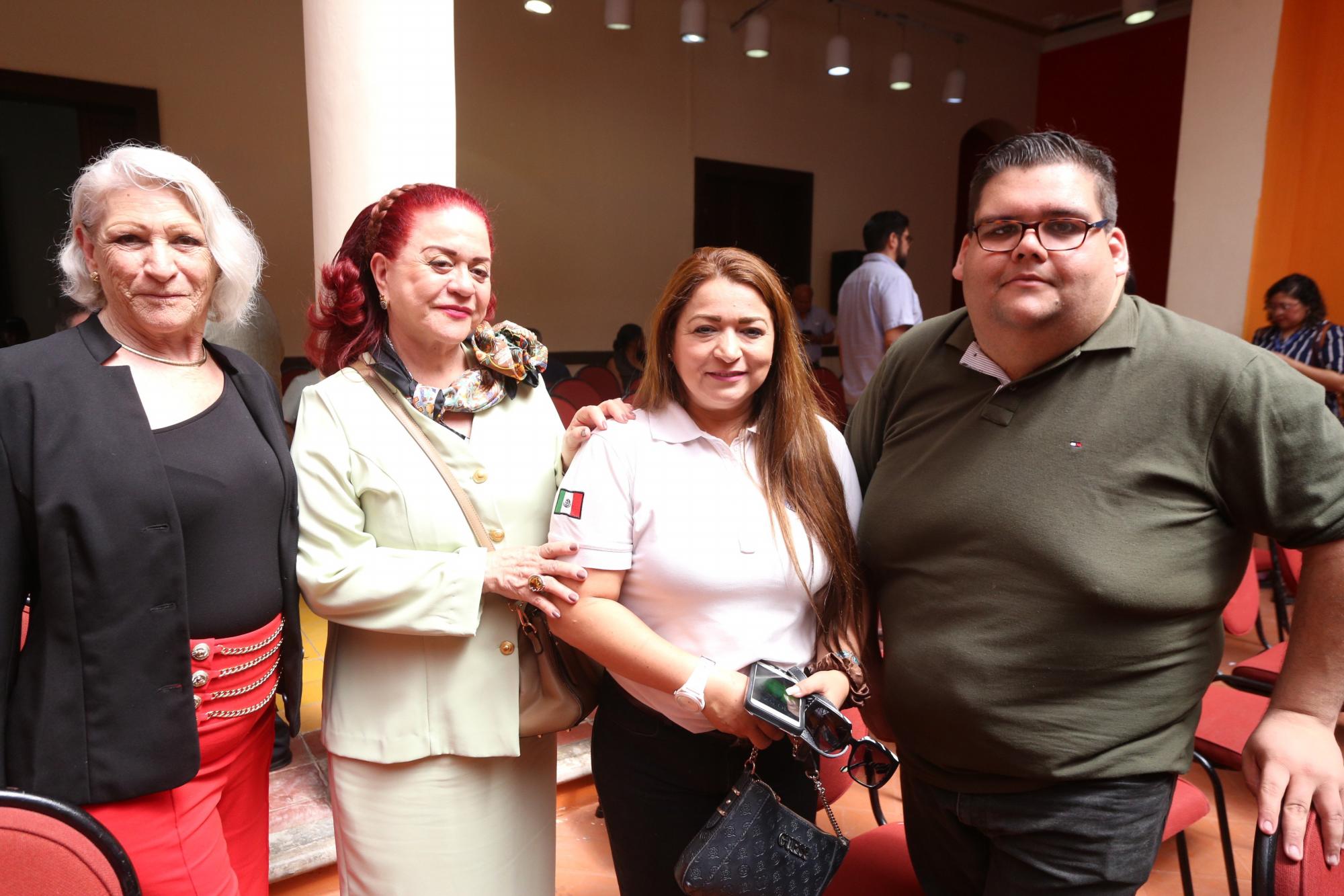 $!Maru Enciso, María Eugenia Hernández, Karina Castillo y Giovanni Osuna.
