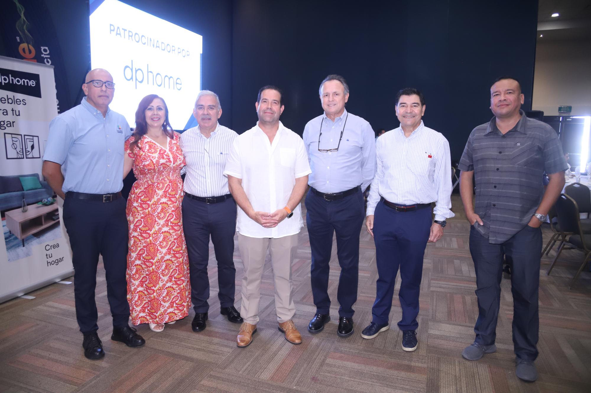 $!Jesús Ureña, Yolanda y Fernando Valdez, Luis Felipe Seldner, Fernando Medrano, Javier Lizárraga y Leonardo Inzunza.