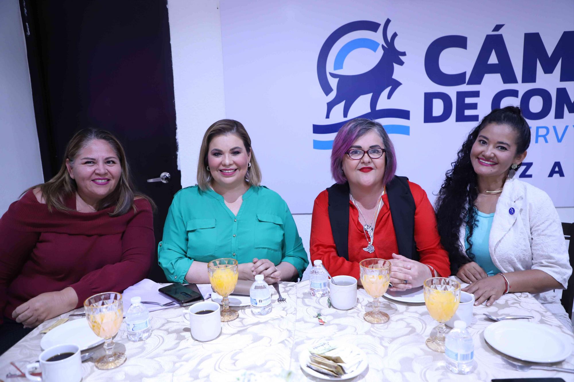 $!Luz María Tirado, Martha Morán, Eugenia Flores y Nitzia Reyna.