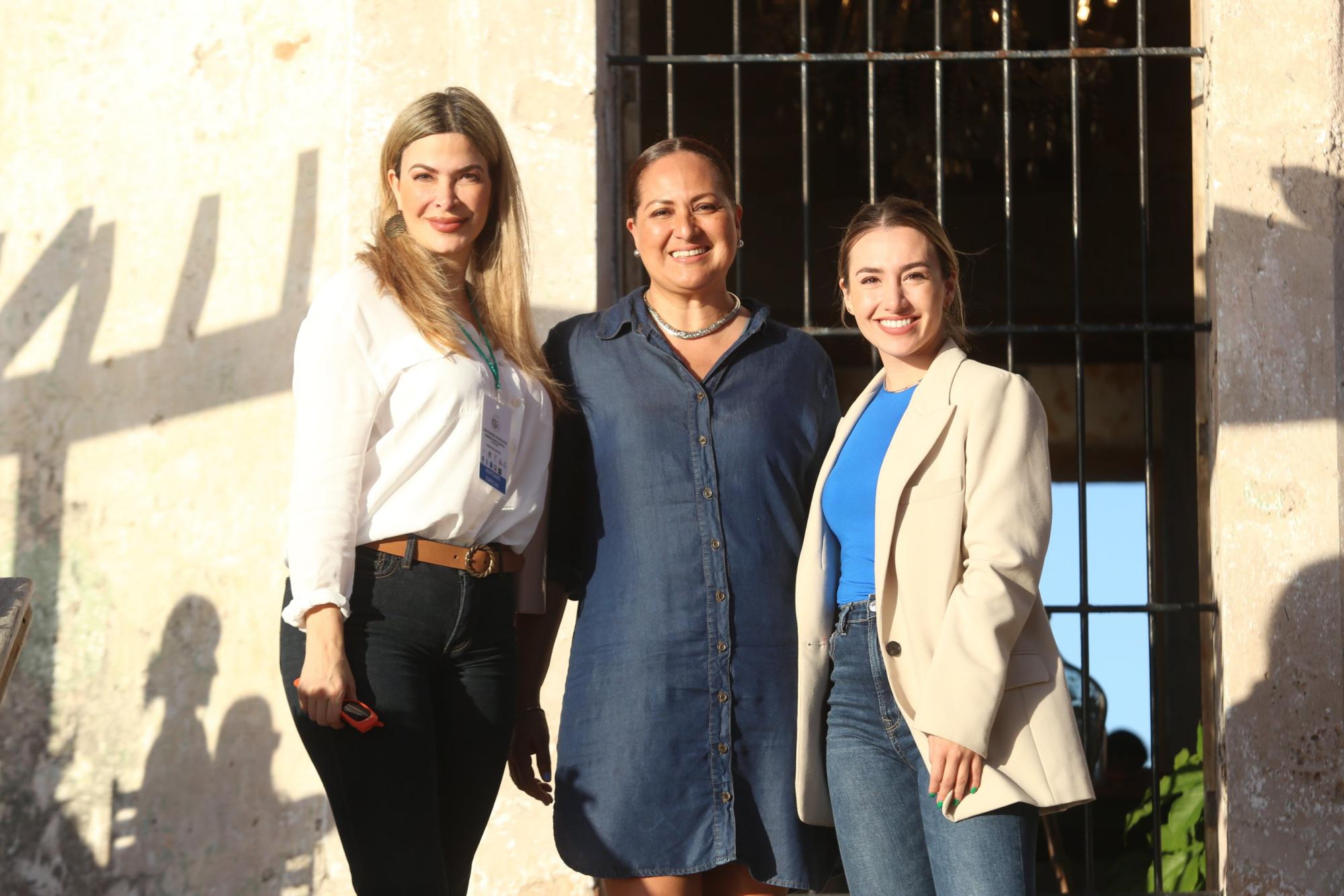 $!Lissy Bernal, Mónica Medina y Mariana de León y Peña.