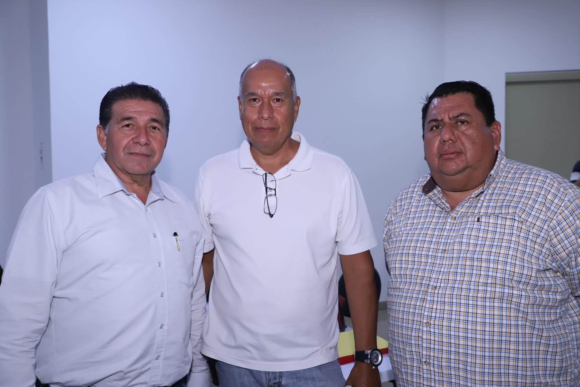 $!Carlos Venegas, Pedro Fuentes y Andrés Barrón.