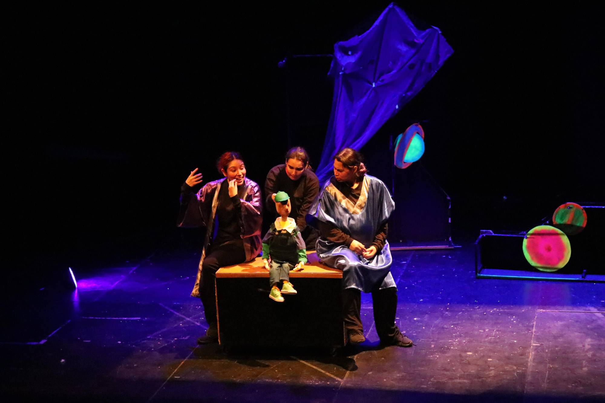 $!Los jóvenes universitarios que integran la compañía de teatro oficial de la UAS, estarán en el festival.