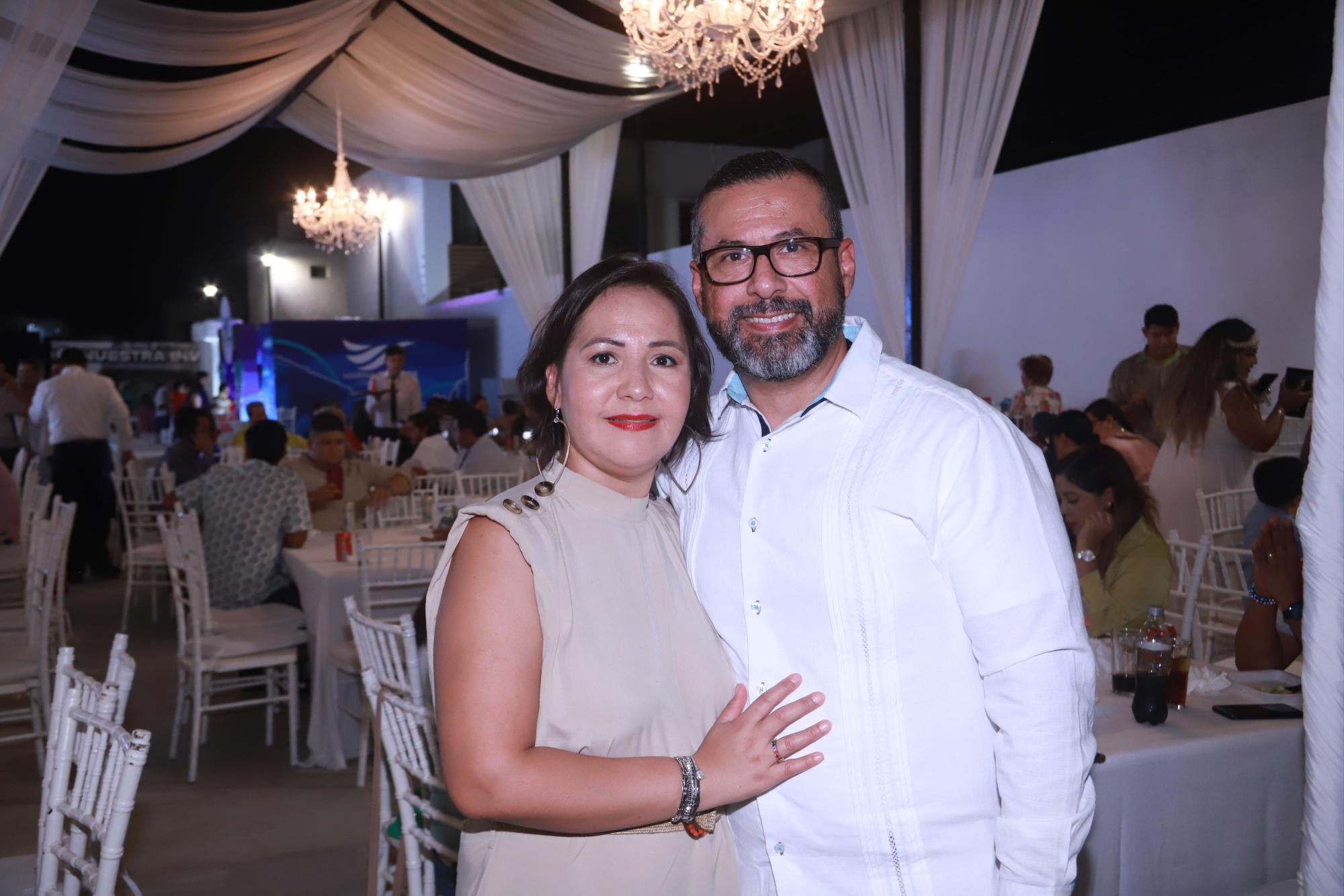 $!Elizeth Ramírez y Cristo Santos.