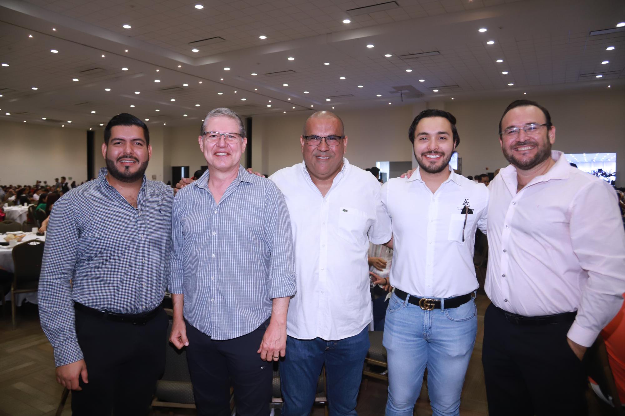 $!José Ríos, Carlos Rivera, Carlos Palacios, Frank Aramburo e Ismael Tirado.