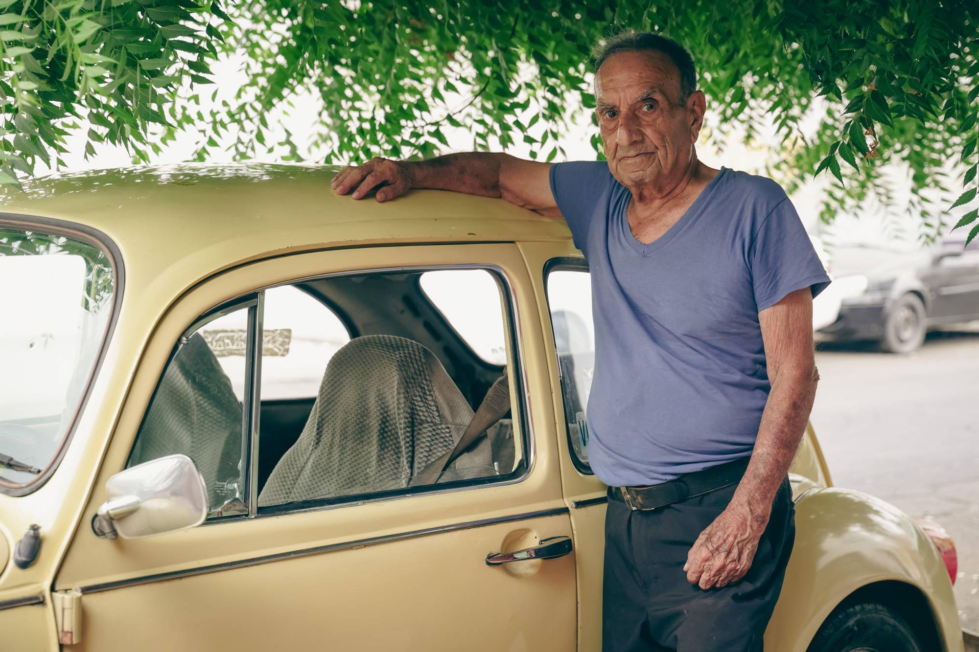 $!El padre, el hijo y el ‘vocho’: don Arturo y el amor eterno a su retoño