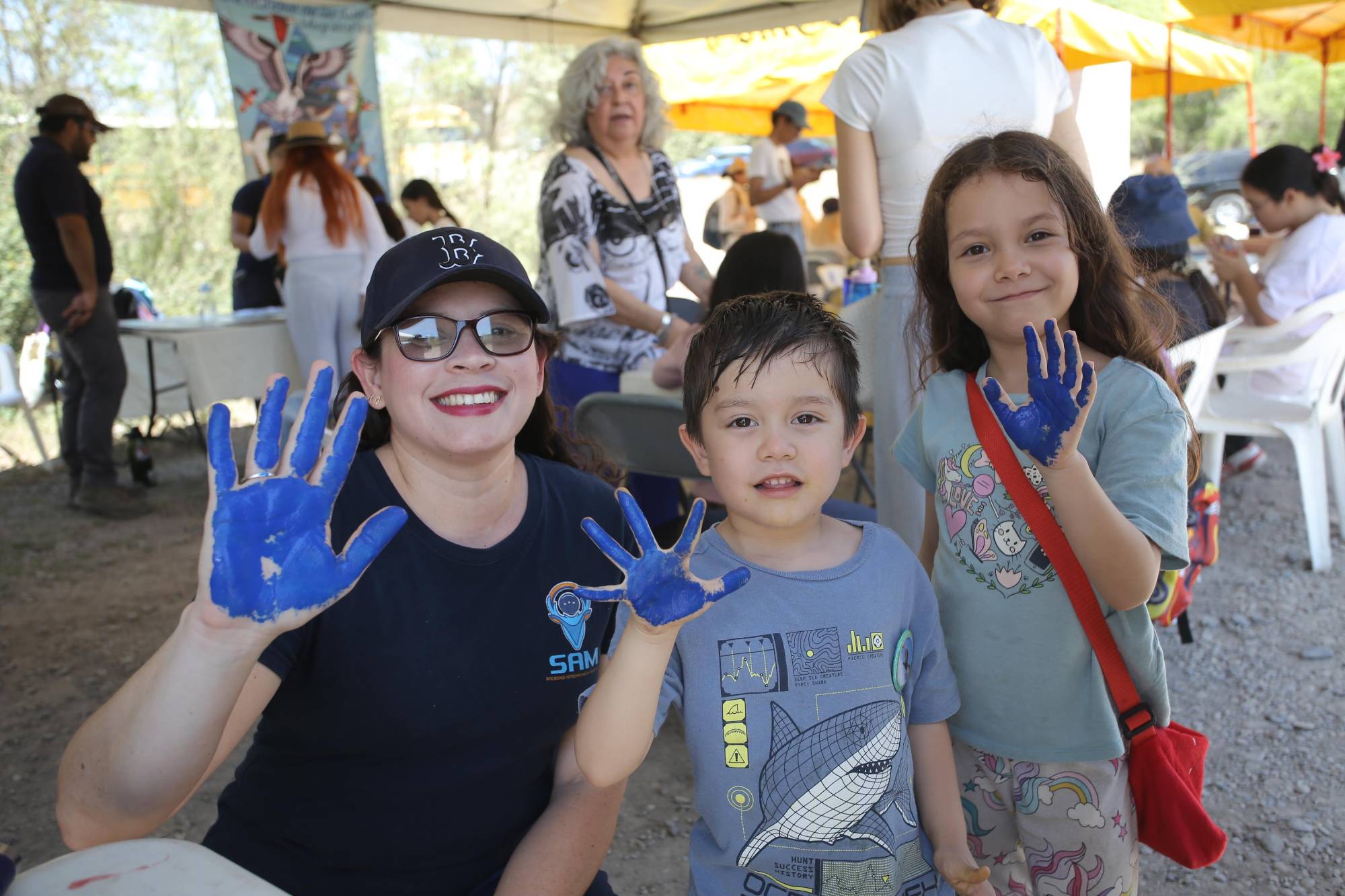$!Liliana Cruz junto a Emilio y Julia.