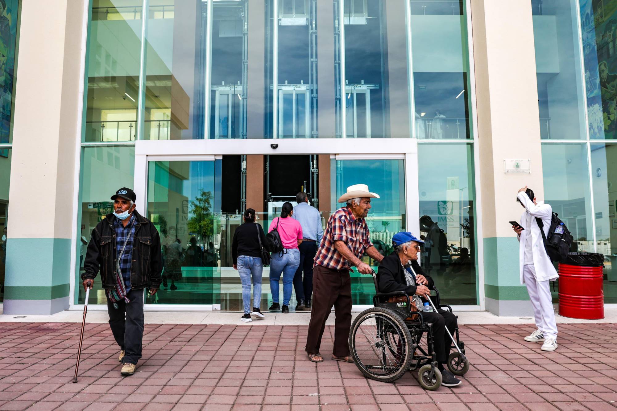 $!Galería | Hospital General de Culiacán toma su ritmo después de traslado de pacientes