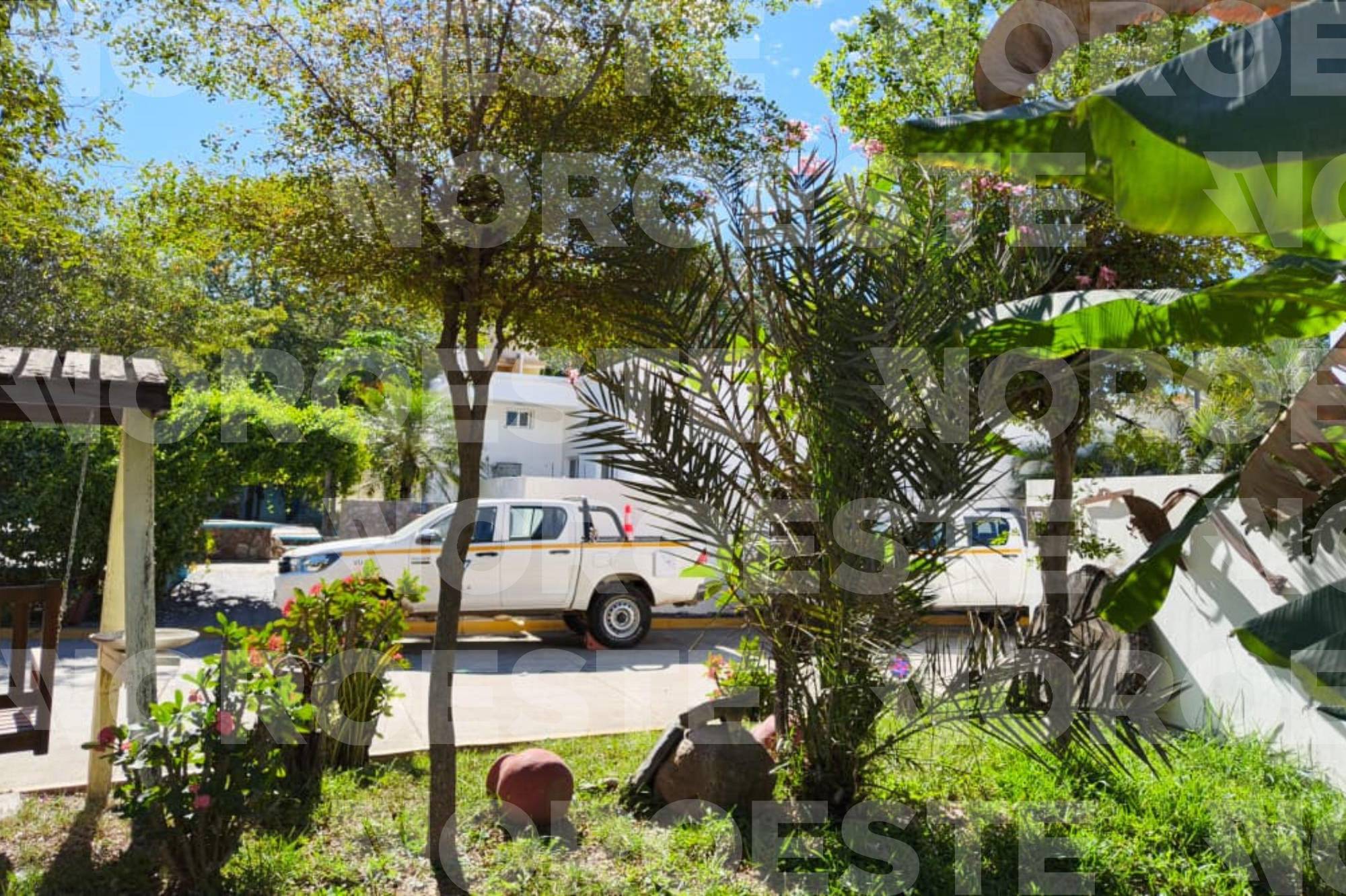 $!Asegura Fiscalía de Sinaloa residencial de donde fueron privados de la libertad 10 mineros en Concordia