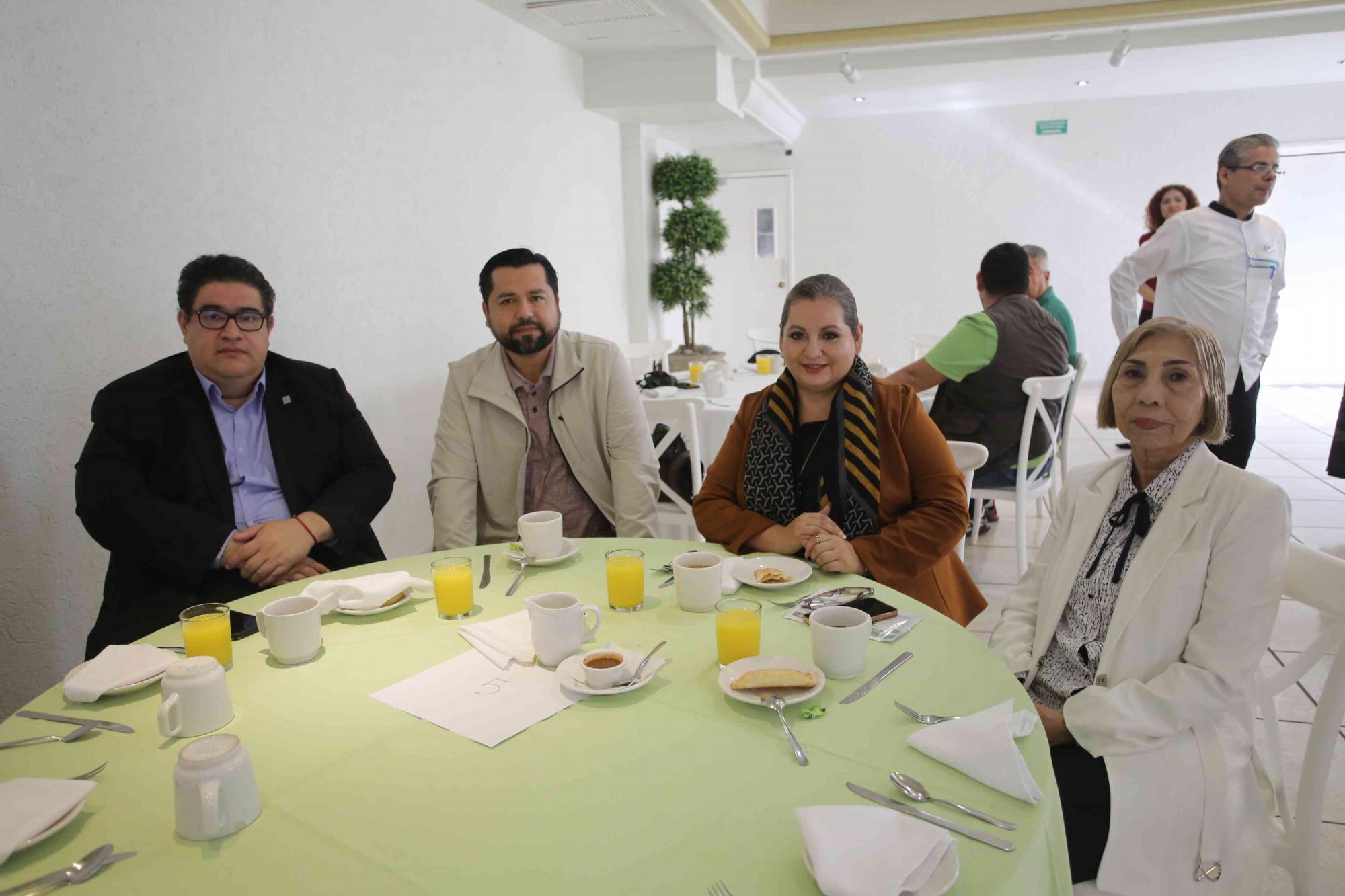 $!Mario Bueno, Édgar Entrada, Melania García y María de los Ángeles Hernández.