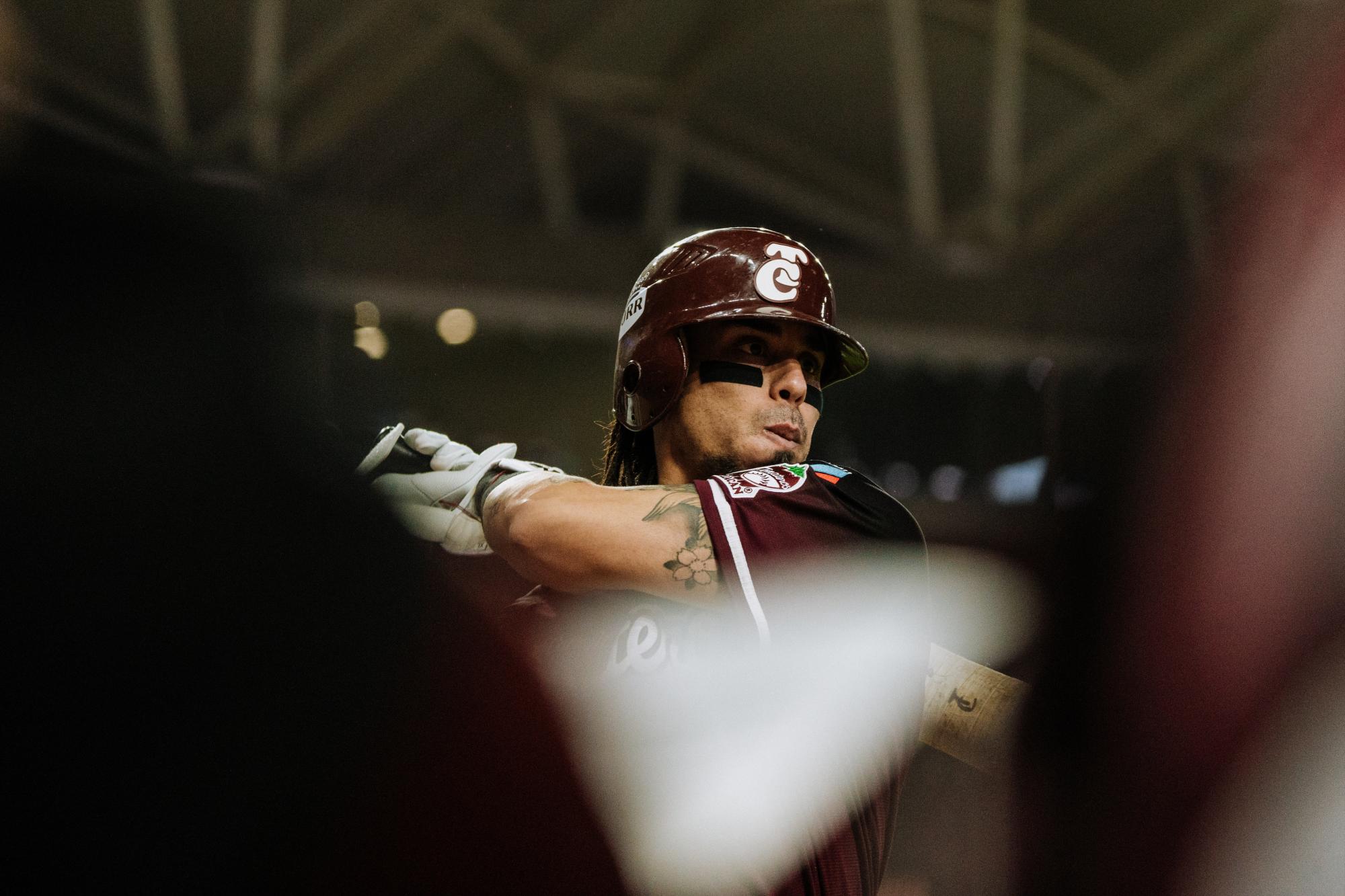 $!Águilas de Mexicali arruina el regreso de Joey Meneses con Tomateros