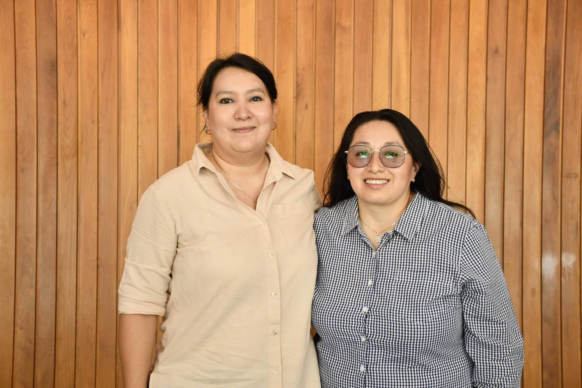 $!Elena Medina y Claudia Galindo.