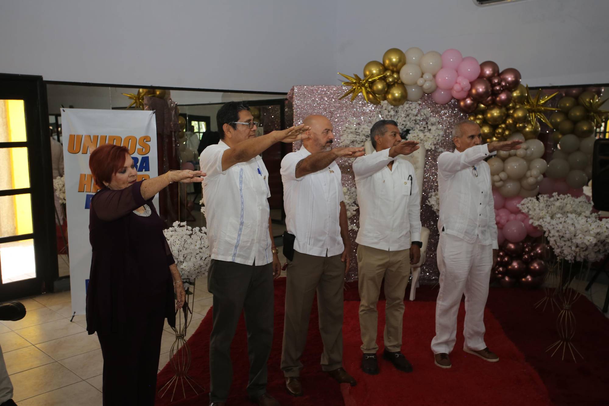 $!La nueva mesa directiva al momento de rendir protesta.