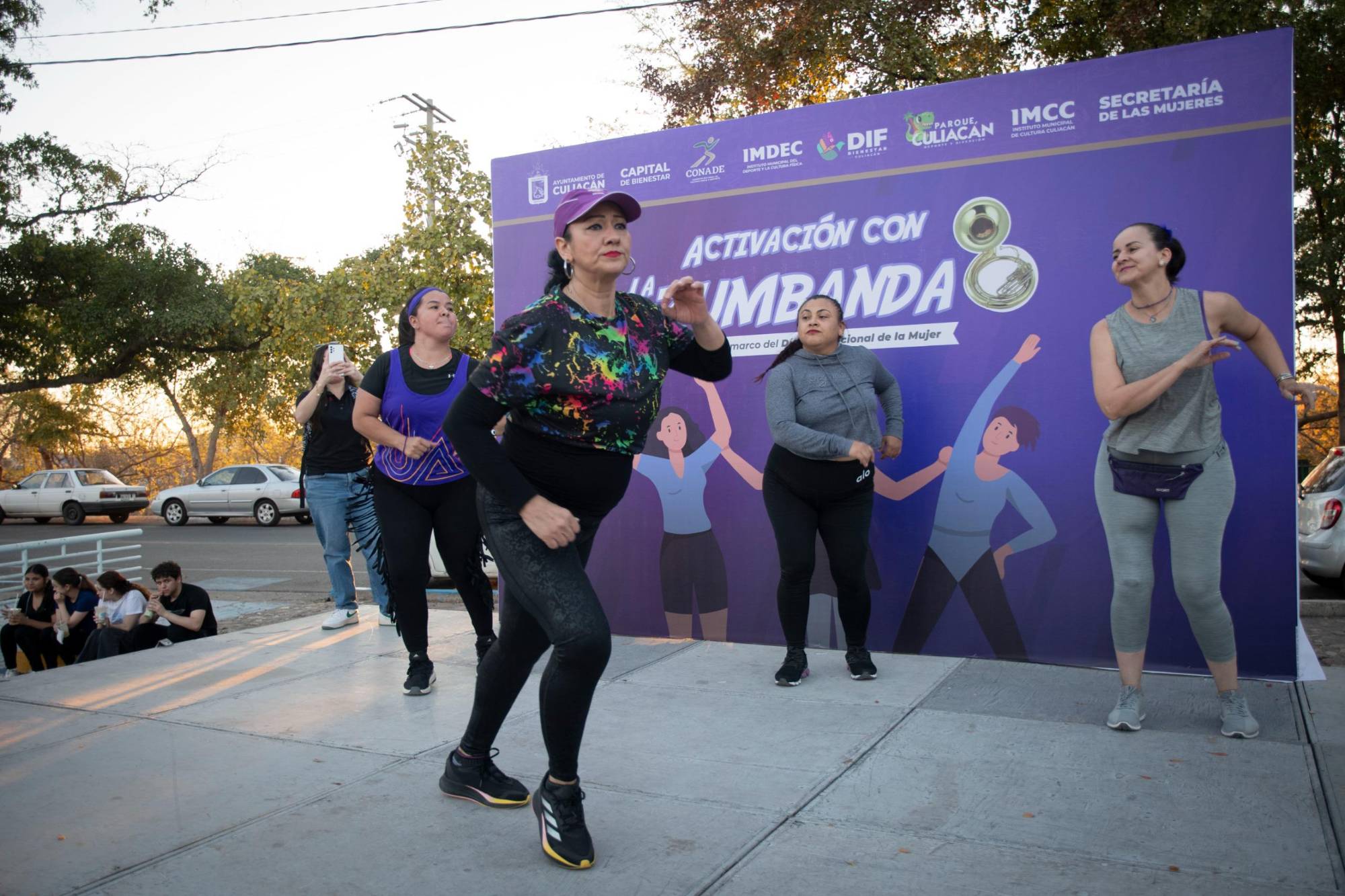 $!Mujeres se activan con alegría en el Parque Culiacán 87, en el marco del Día Internacional de la Mujer