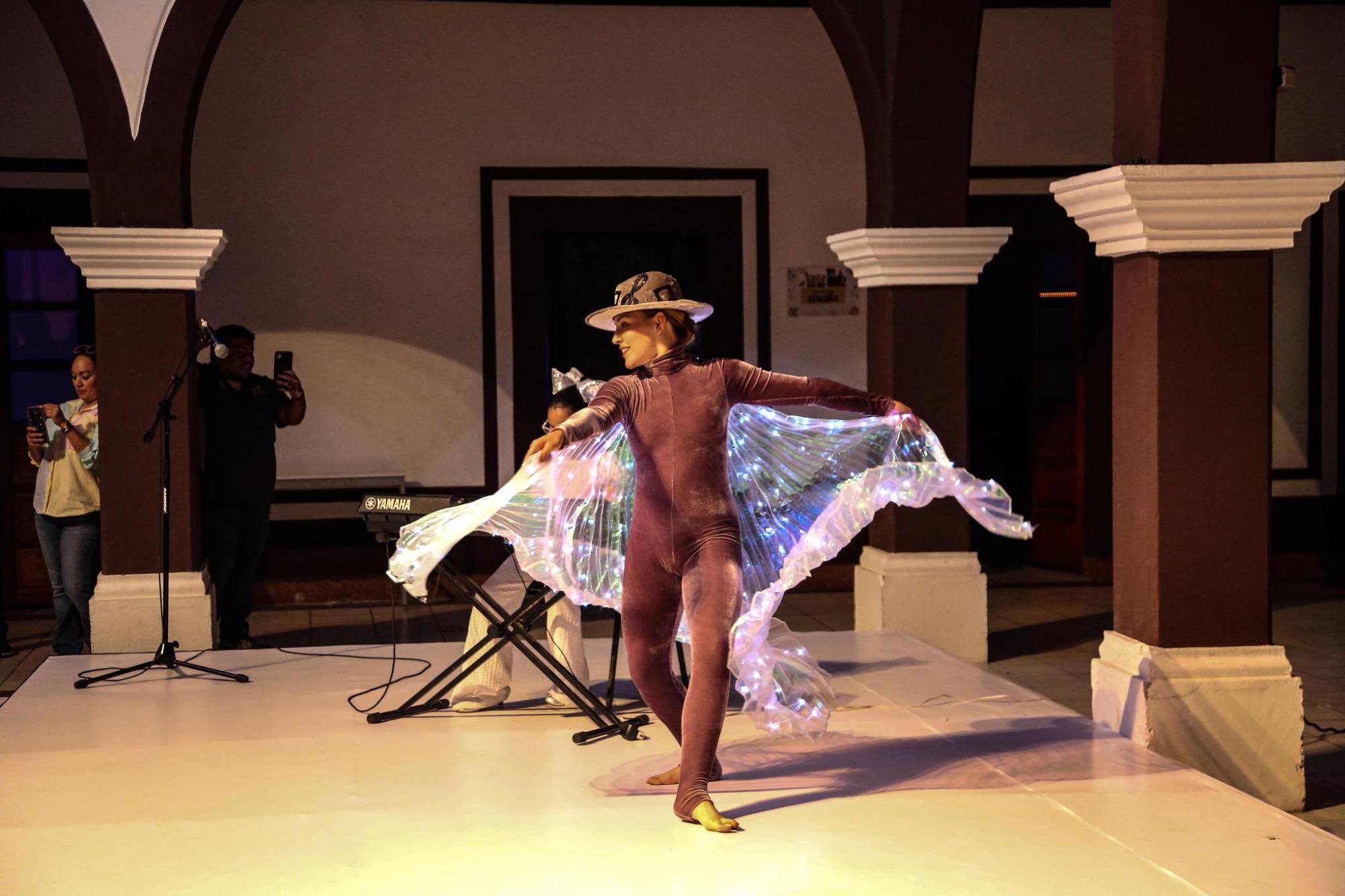 $!El espectáculo infantil fue creado y dirigido por la maestra Edylin Zatarain.