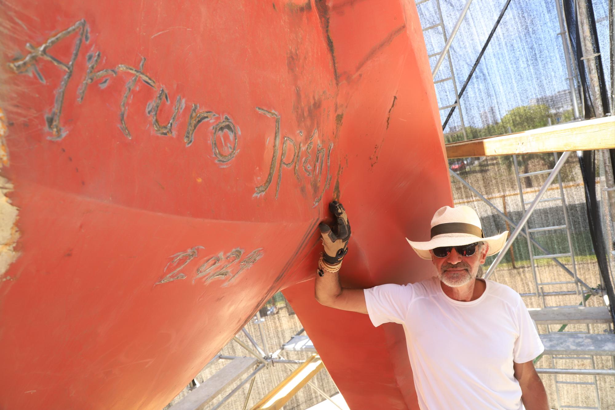 $!En la estructura quedará plasmado el nombre del artista y el año.