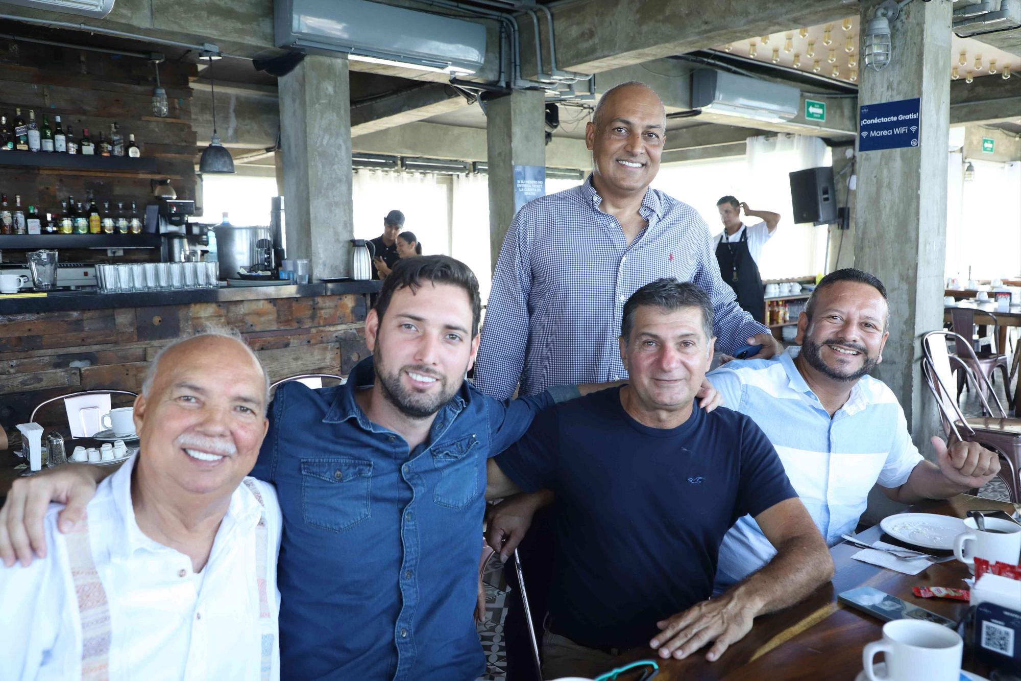 $!Quel Galván, Simón García, Adrián García, Roberto Fuentevilla y Tláloc Altamirano.