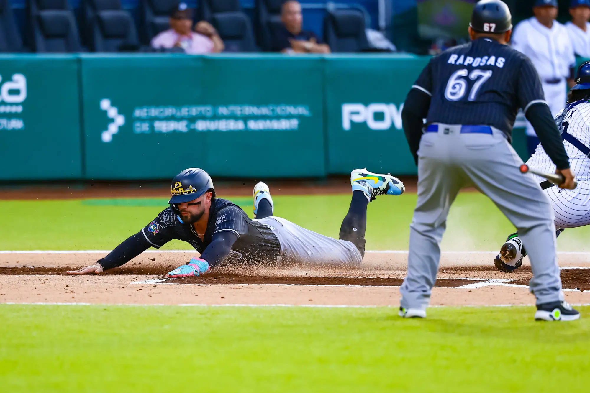 $!¡Triunfo y serie para el campeón! Charros domina en Nayarit en un choque de volteretas