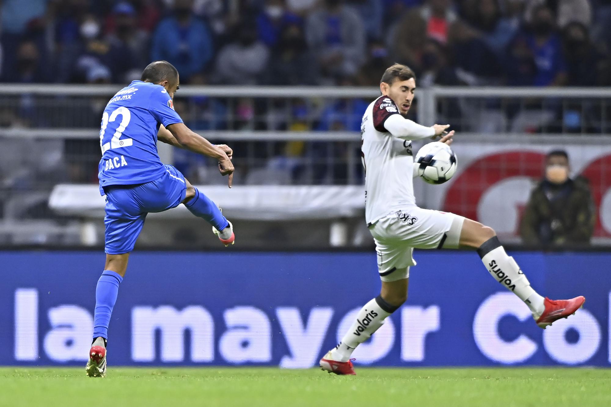 $!Cruz Azul amansa a Xolos en su debut en el Clausura 2022