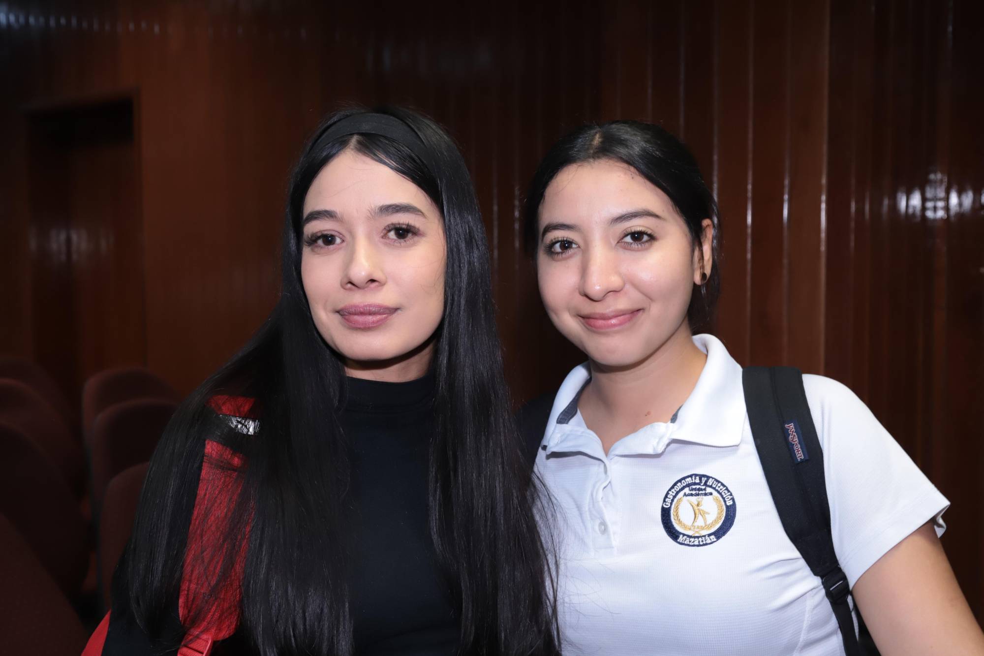 $!Abigaíl Zataráin y Berenice Medina.