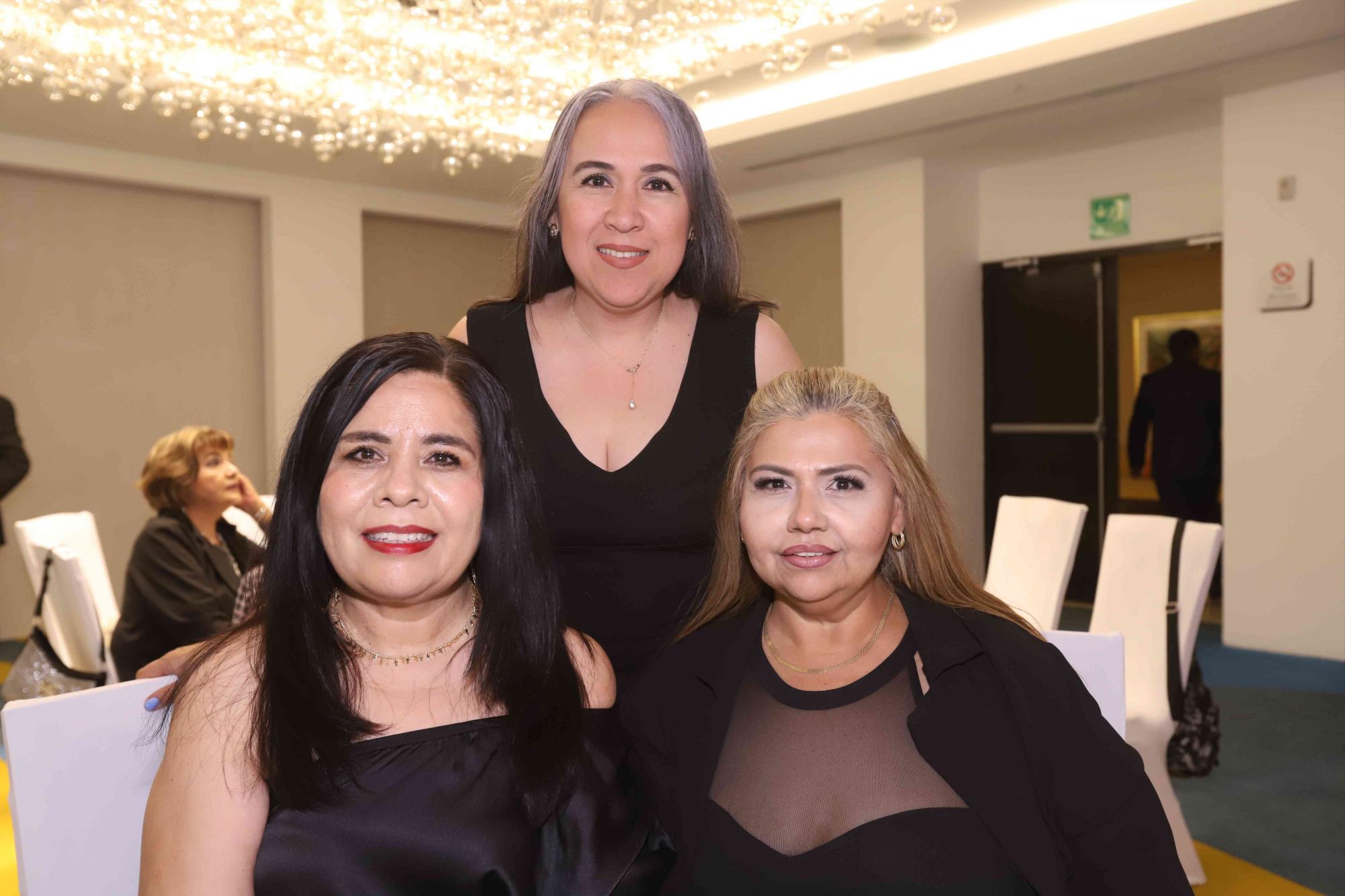 $!Perla Bernal, Mónica González y Silvia Mayorquín.