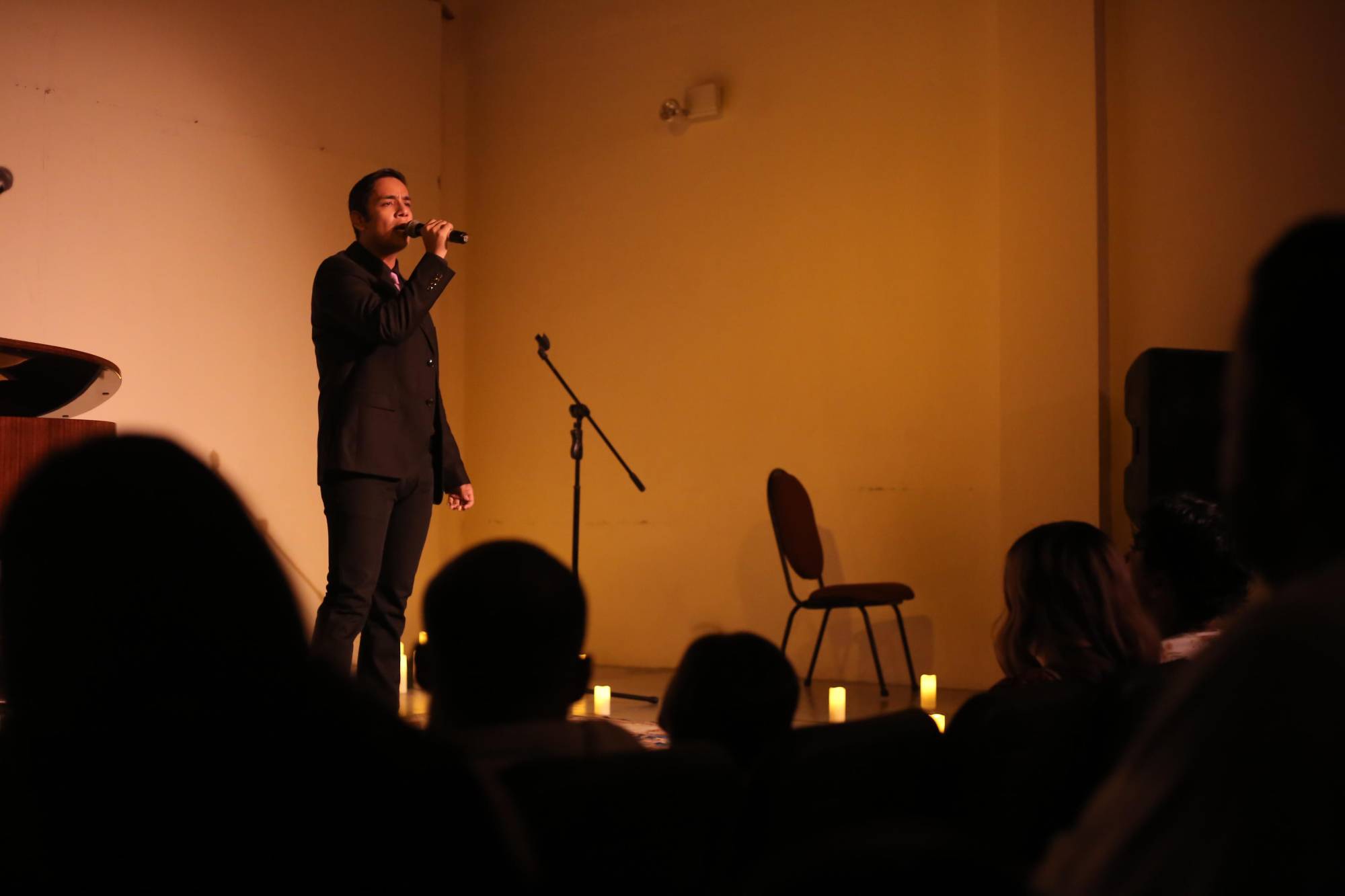 $!La melodía “A mi manera” fue interpretada por Julián Salcido.