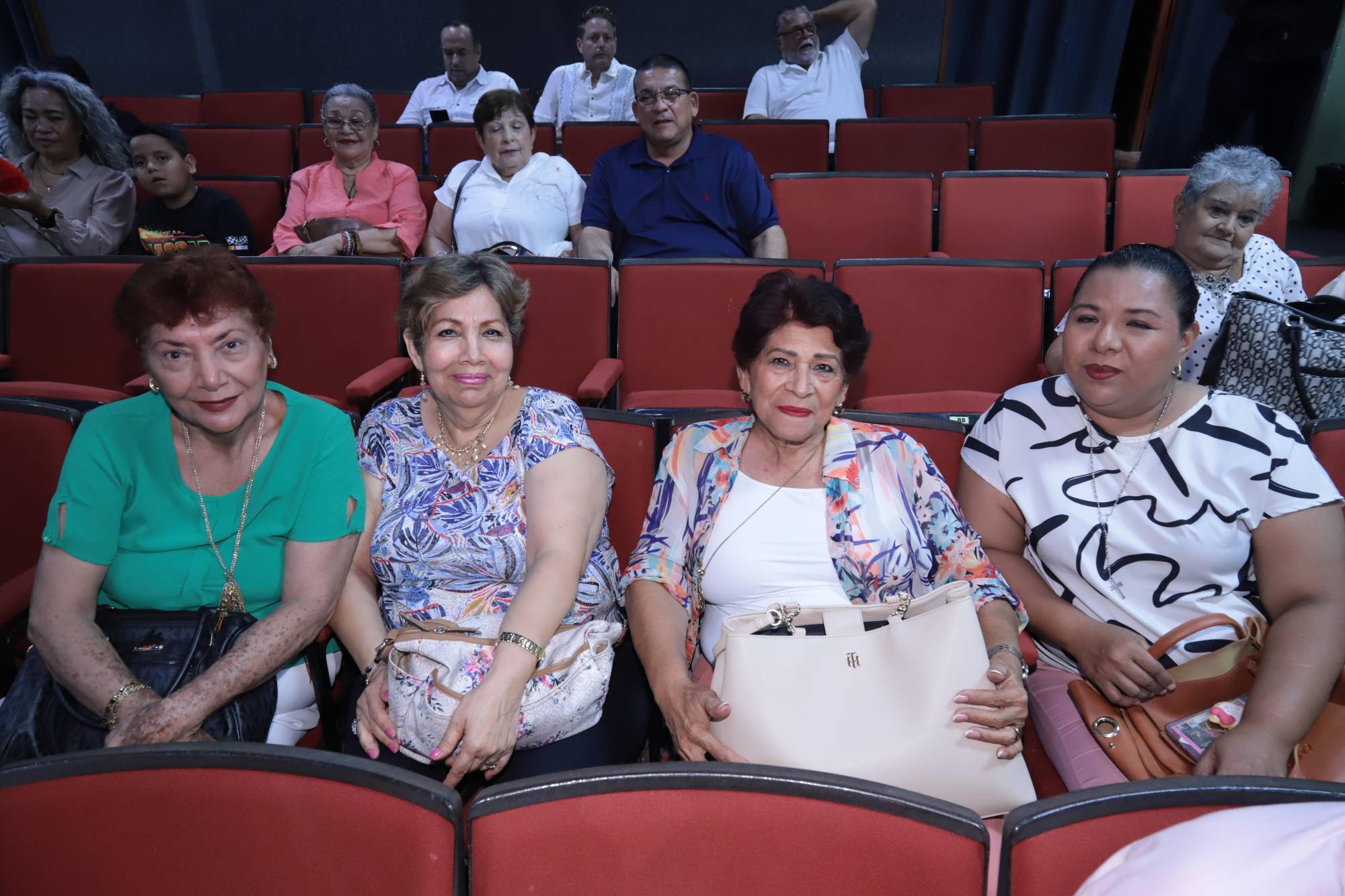 $!Bertha Vidriales, Irma Hernández, Luz María Peña y Luisa López.