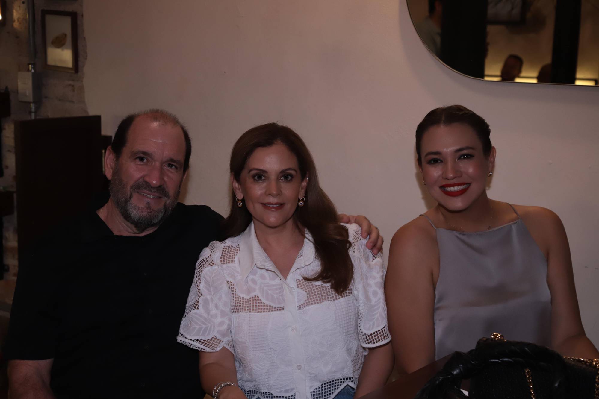 $!Carlos Bloch, Fernanda Rivera y Éricka Sánchez.