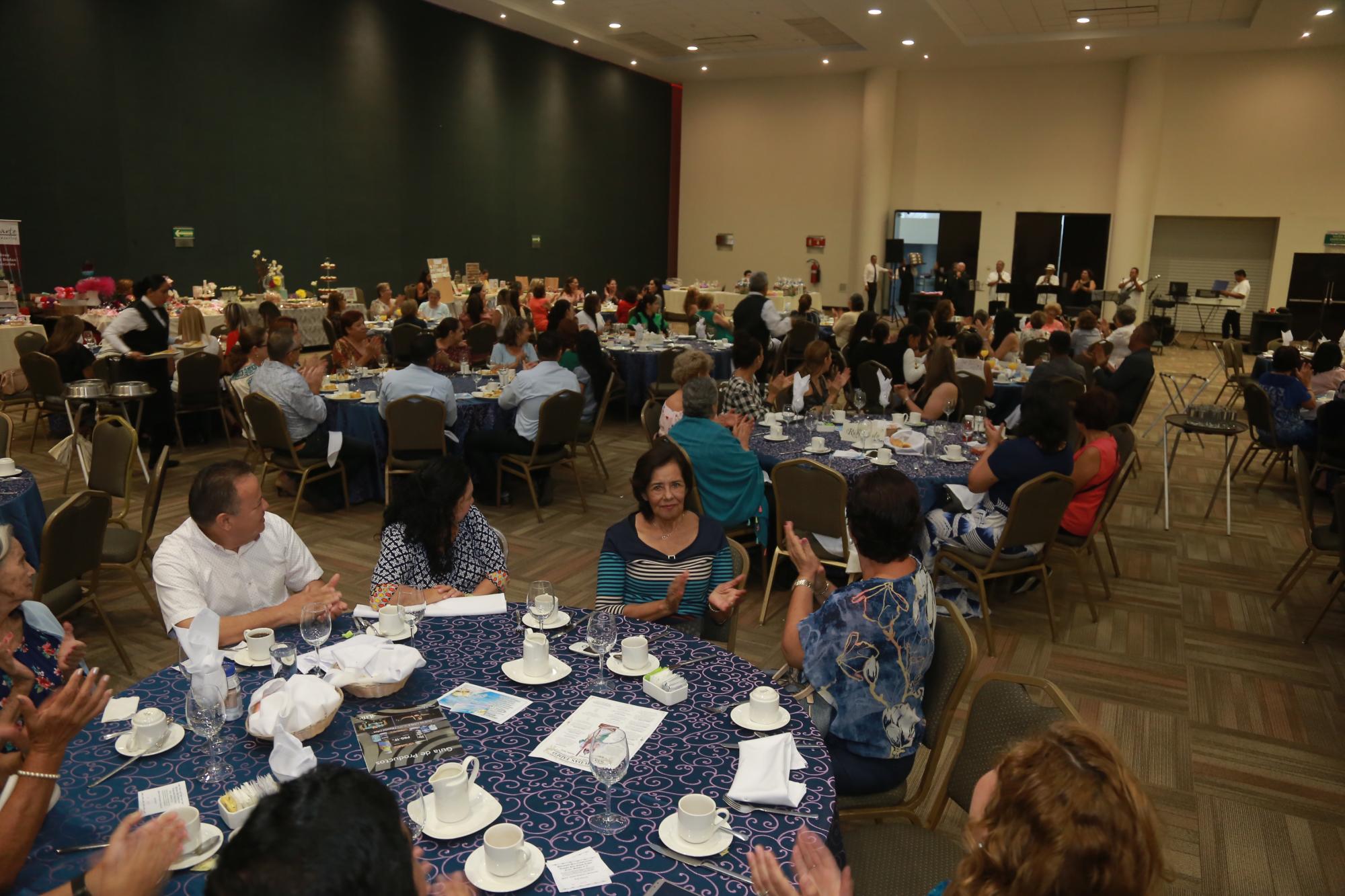 $!En el Salón Fligosnte 27 del Centro de Convenciones, se efectuará la convivencia.