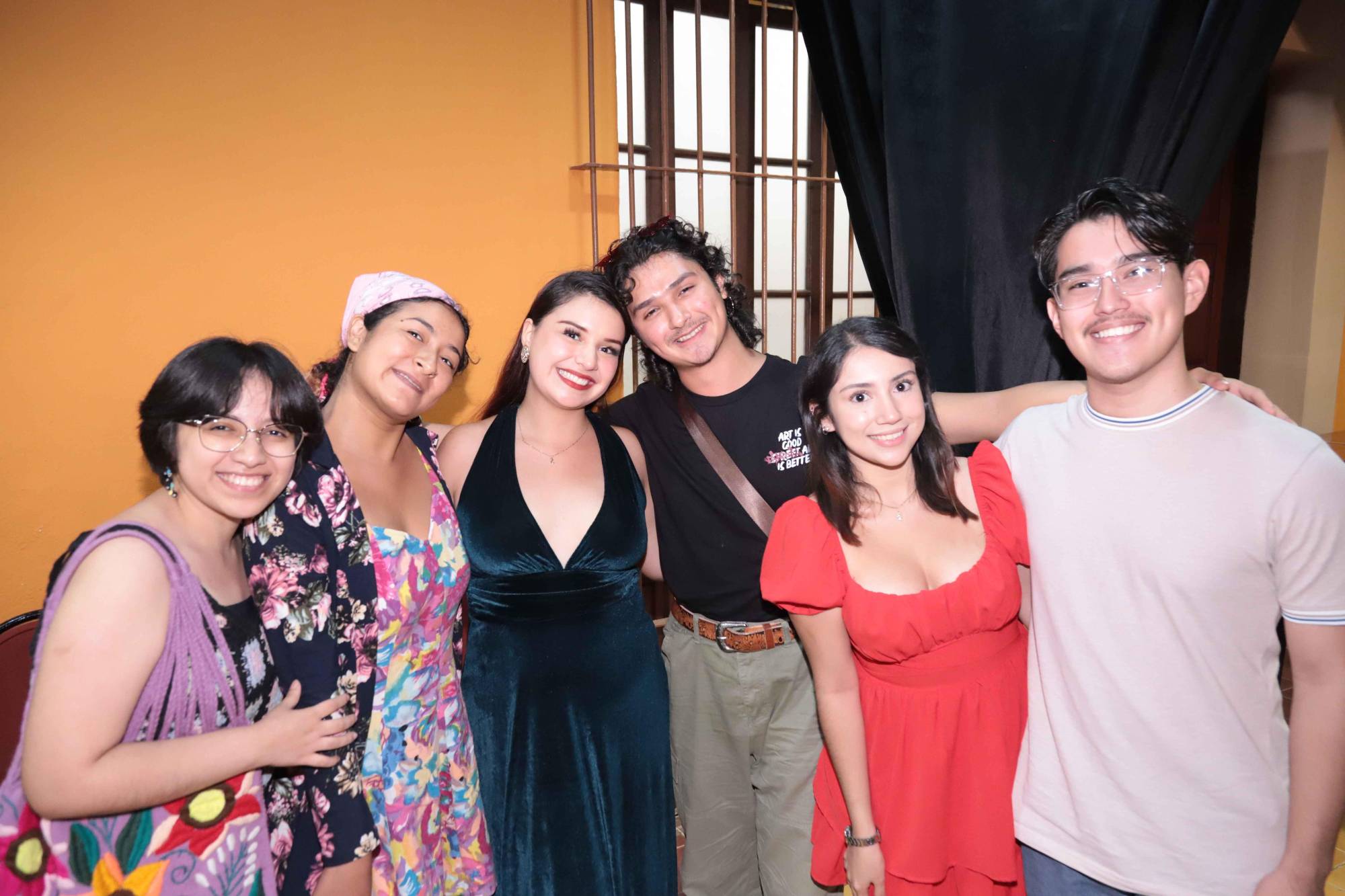 $!Nahuiolin Ávila, Lilia Pozos, Vanessa Gama, Elías Esparza, Ashlei Lizárraga y Romero Estrada.