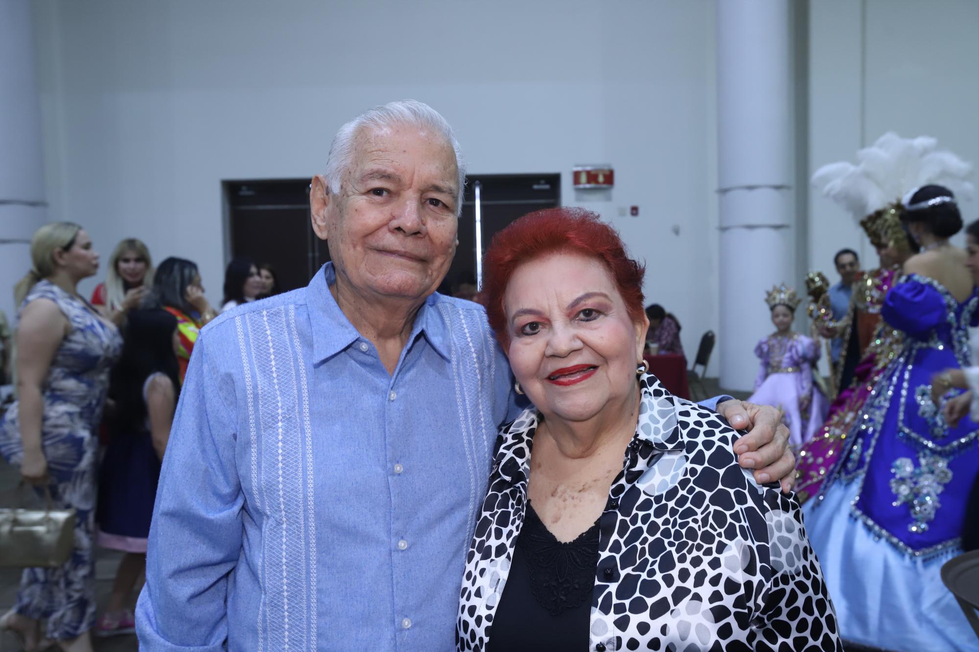 $!Guillermo Ibarra y Yolanda Toledo.