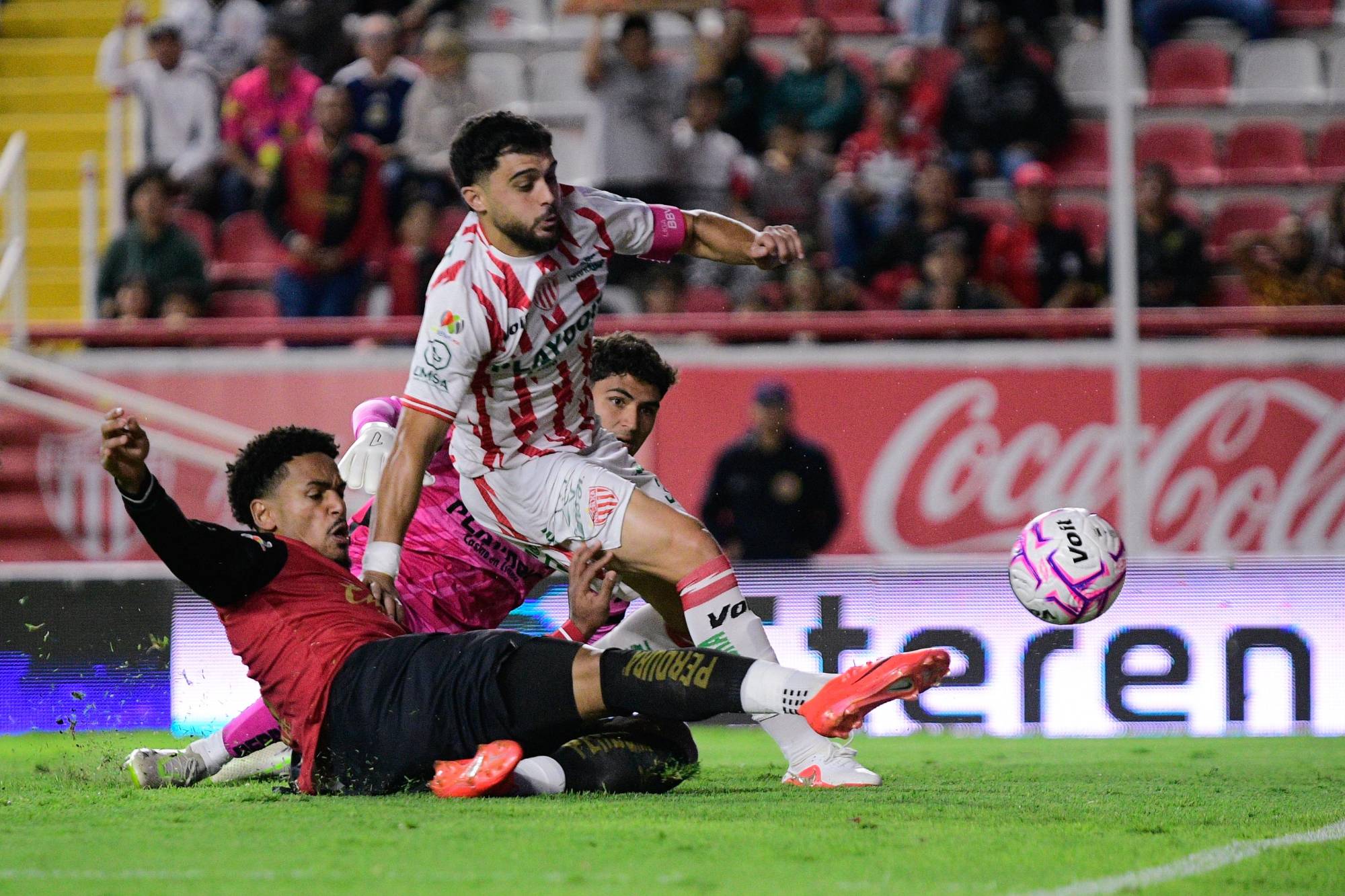 $!Atlas derrota 2-0 al Necaxa en el Estadio Victoria e iguala al América en la cima