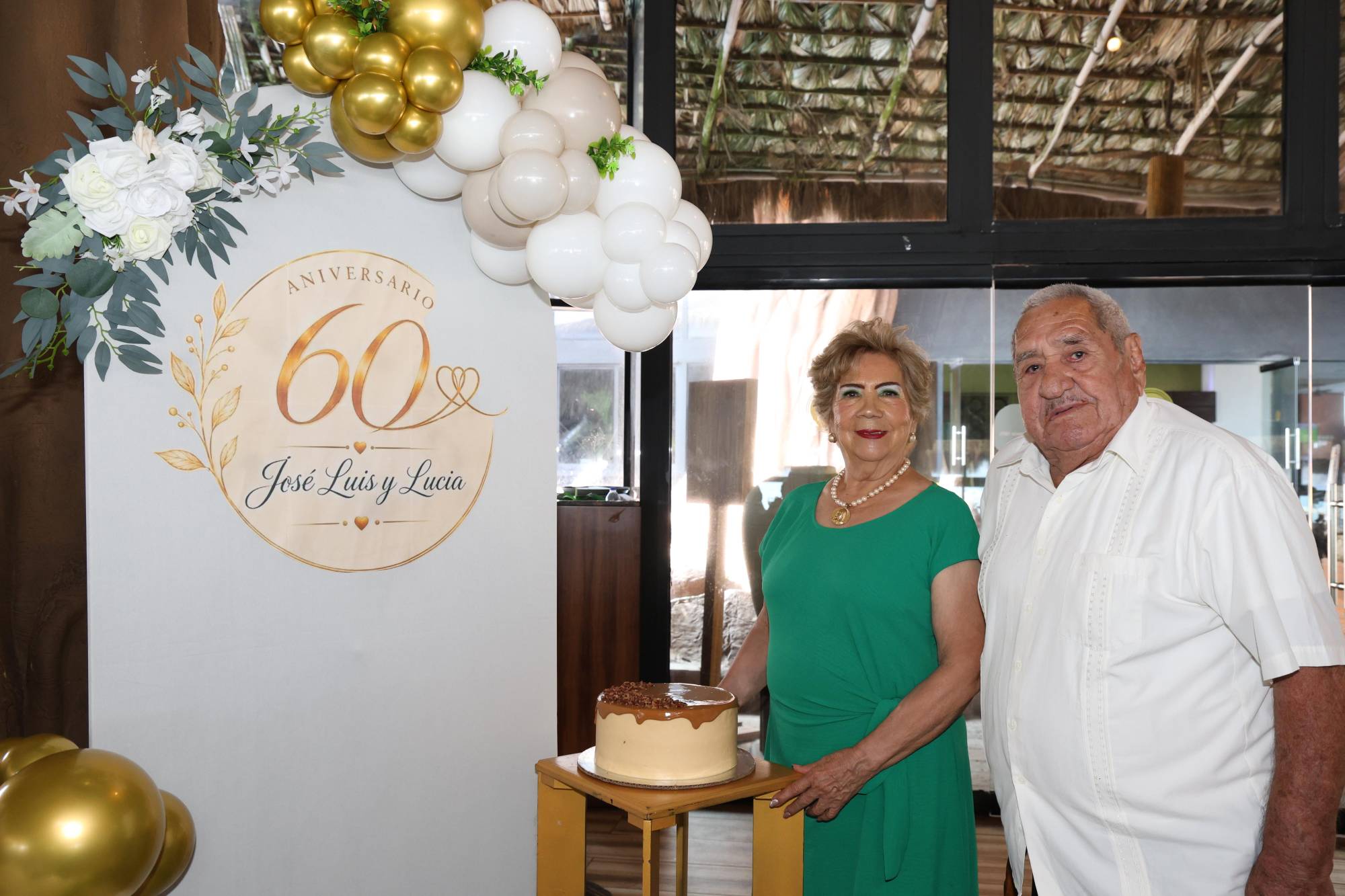 $!Lucy Calleros de Soto y José Luis Soto celebraron con alegría sus Bodas de Diamante, al cumplir 60 años de feliz matrimonio.