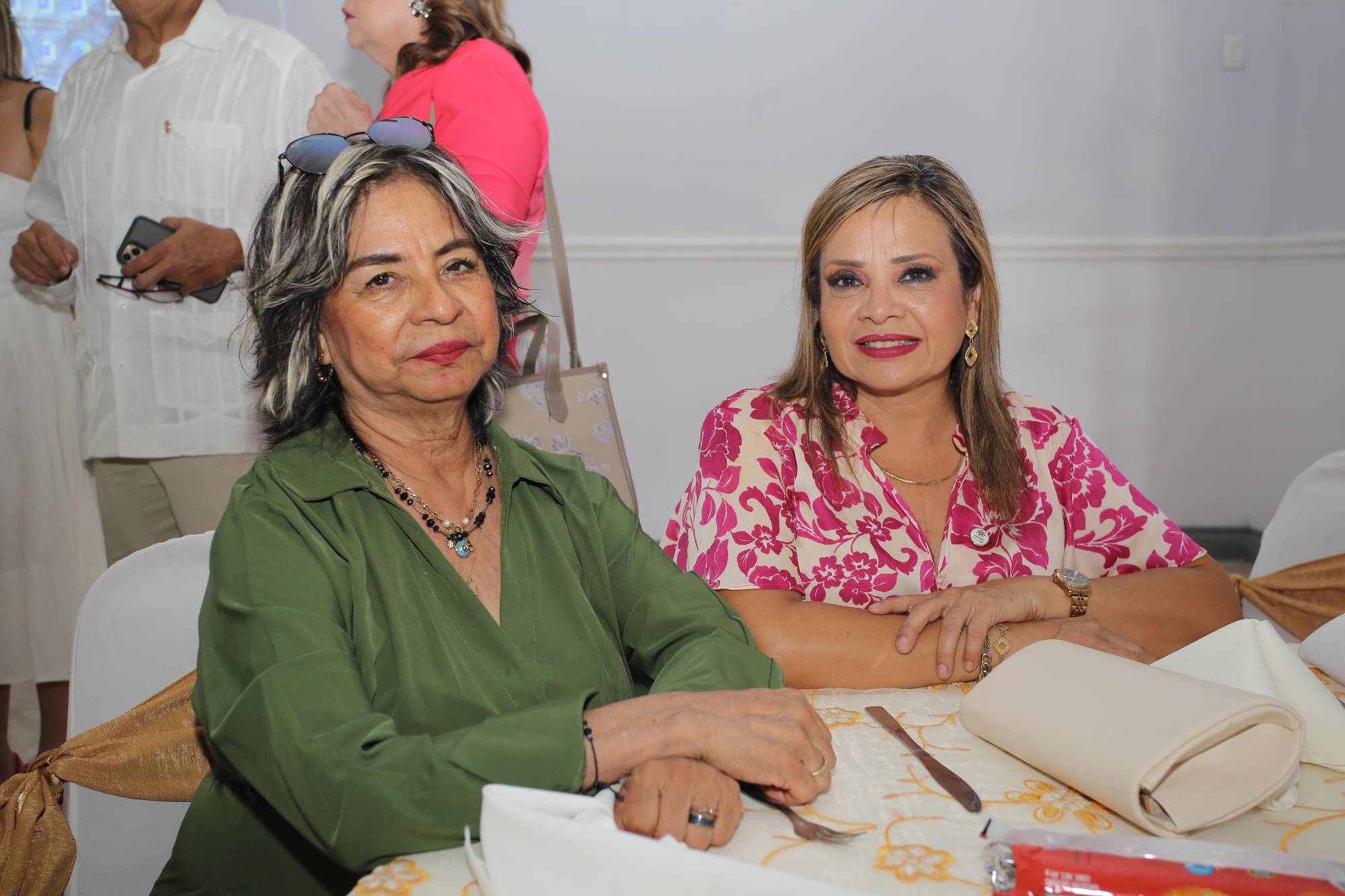 $!María Elena Ramos y Anabel Pérez Luna.