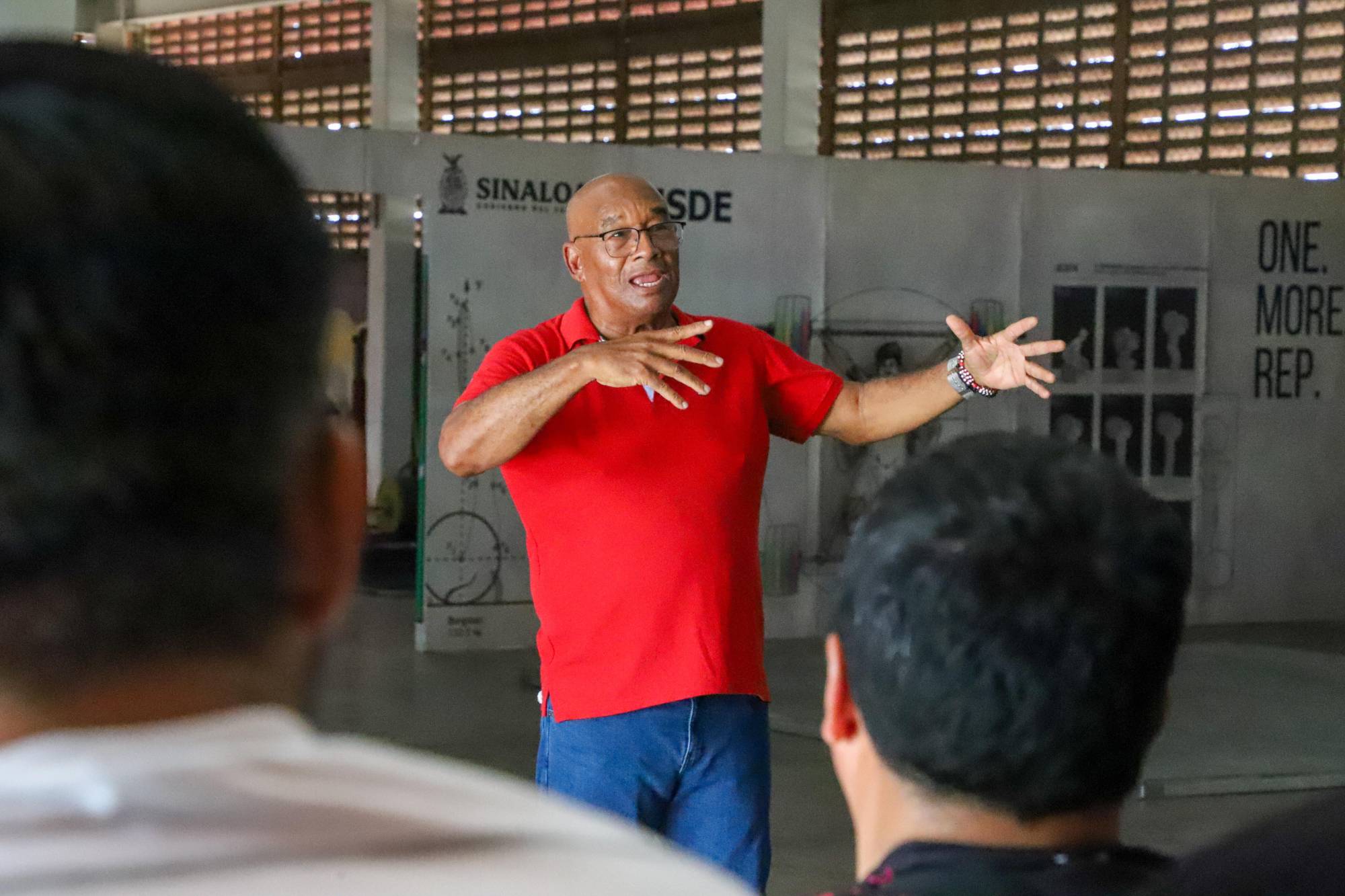 $!Isde capacita a entrenadores de atletismo en Sinaloa para impulsar las pruebas de lanzamiento