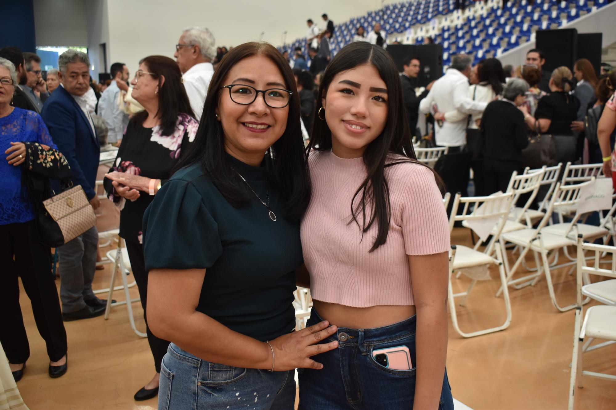 $!Astrid Gámez y Hannia Gil.