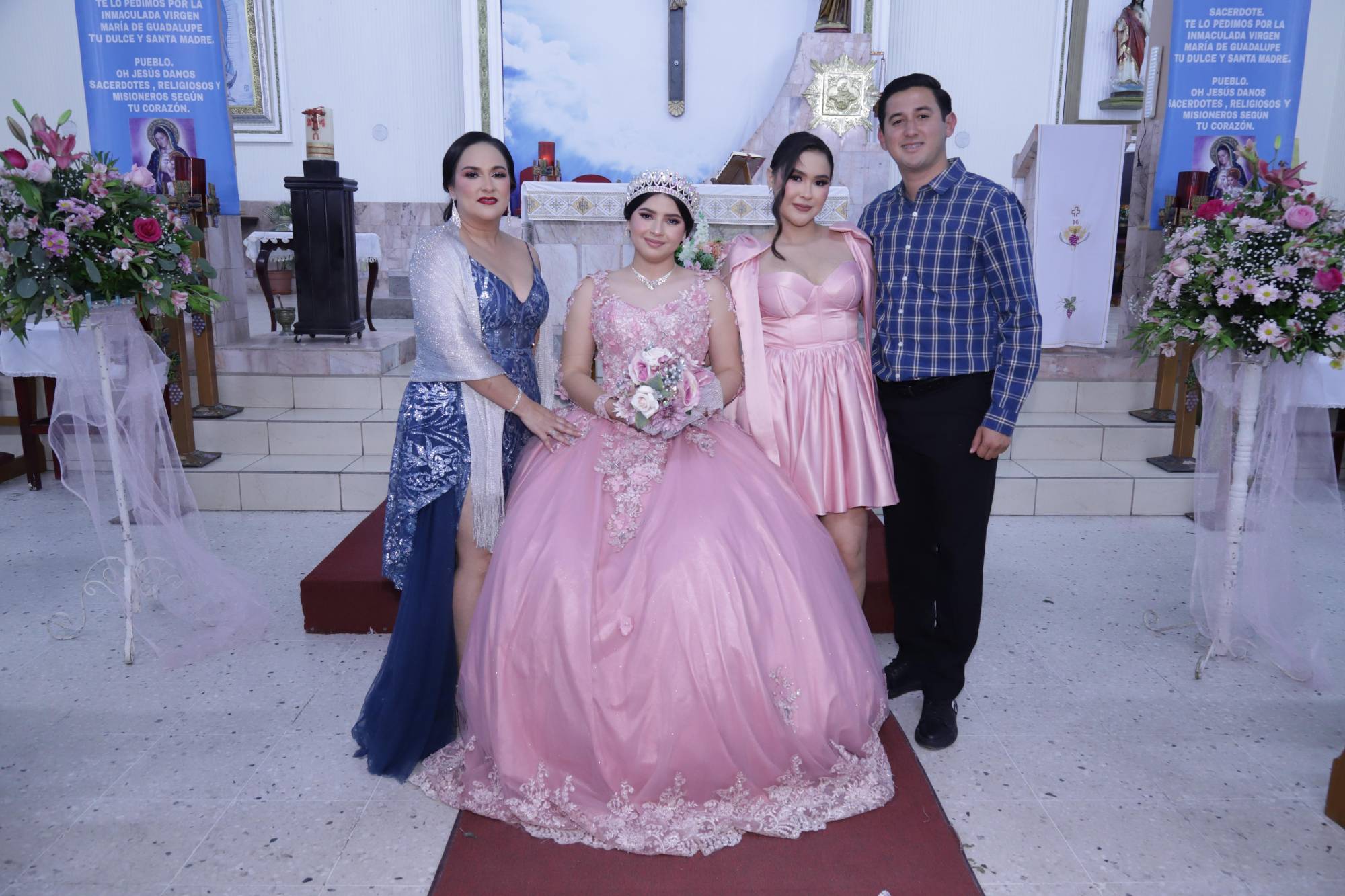 $!Yuliana María Lizárraga Valdez, Patricia Ariday, América Guadalupe y José de Jesús Herrera Lizárraga.