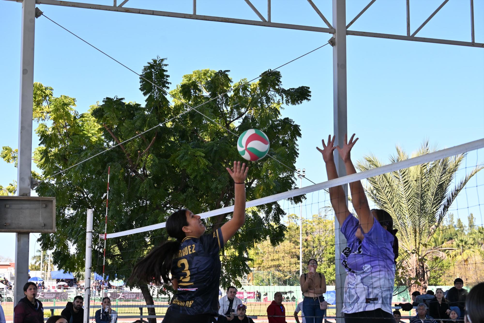 $!Domina Mazatlán en el Zonal de voleibol de sala de Juegos Conade
