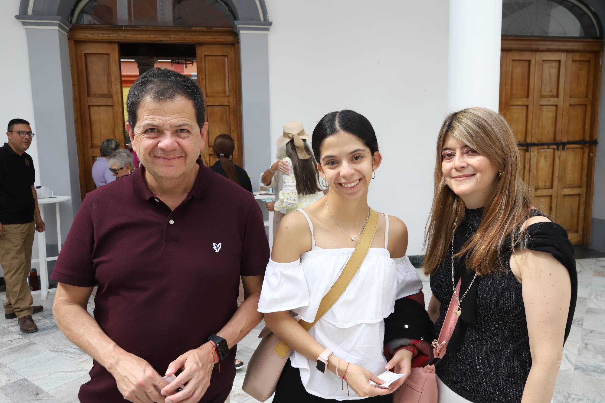 $!Javier Ortiz, Isabella Correa y Sandra Sánchez.