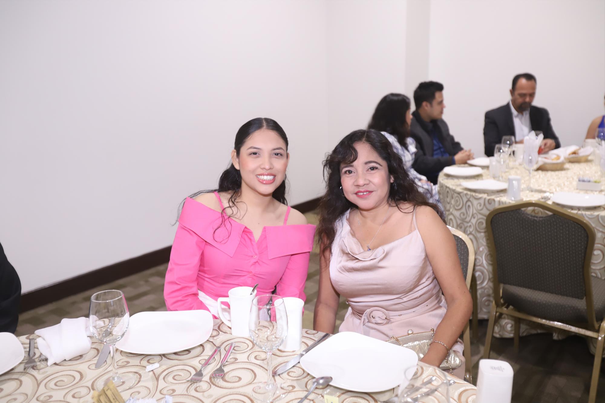 $!Mayra Álvarez y Mayra Mendoza.