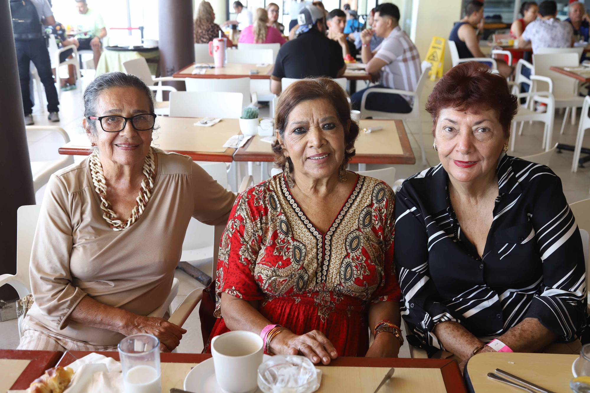 $!Carmela Villa, Elvia Márquez y Bertha Vidriales.