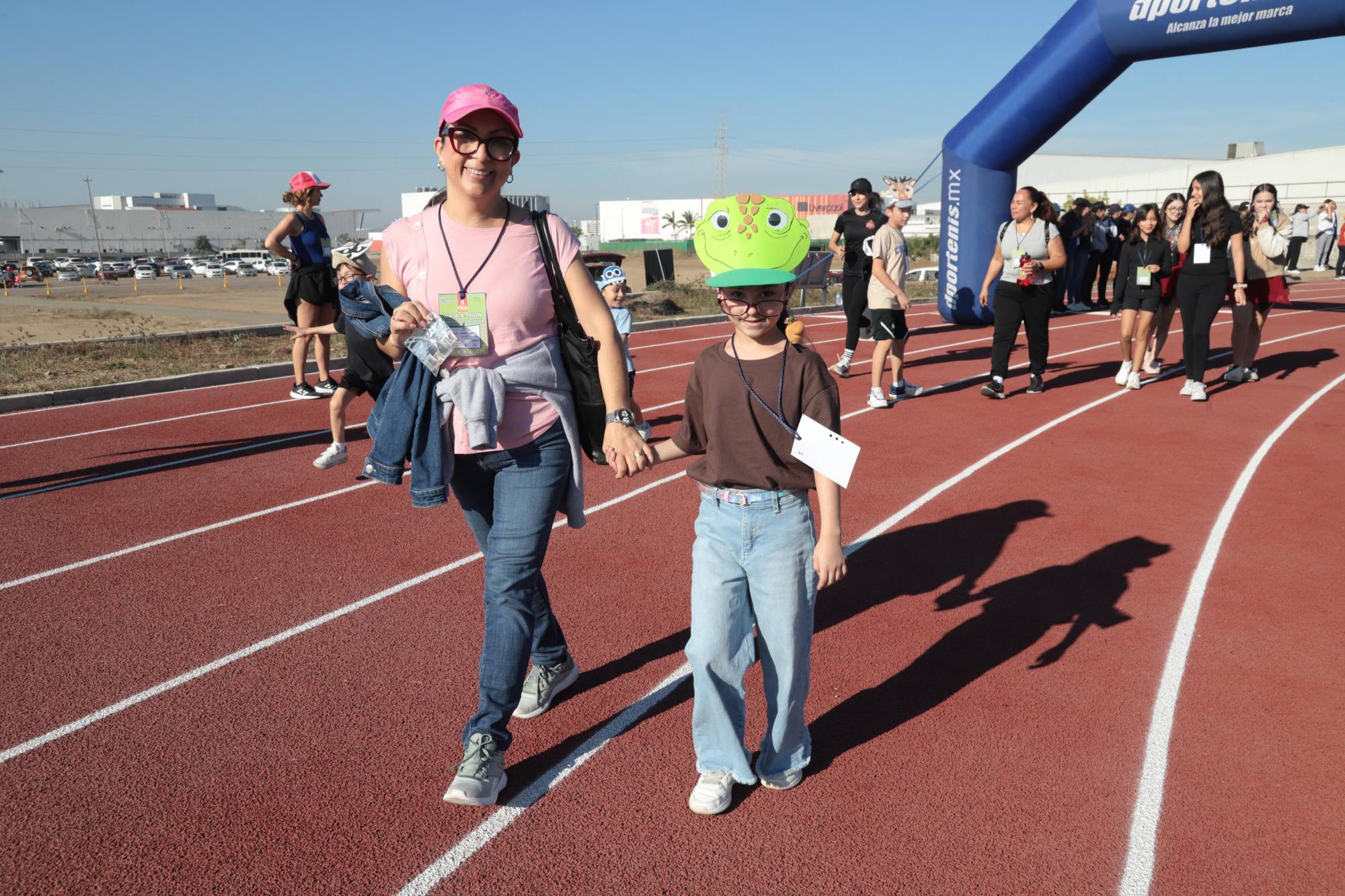 $!Ana Osuna e Ivanna Hernández.