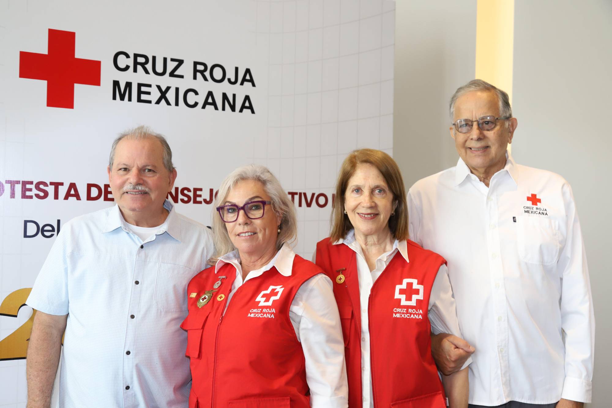 $!Alejandro Higuera, Wendy Hardouin, Tere Gallo de Gil y Alfonso Gil Díaz.