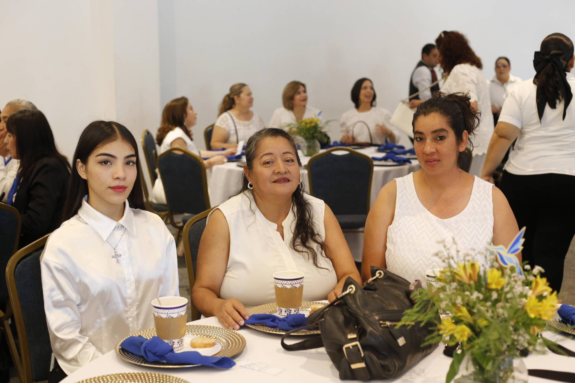 $!Sandra Félix, Martha Meza y Mireya Quintana.