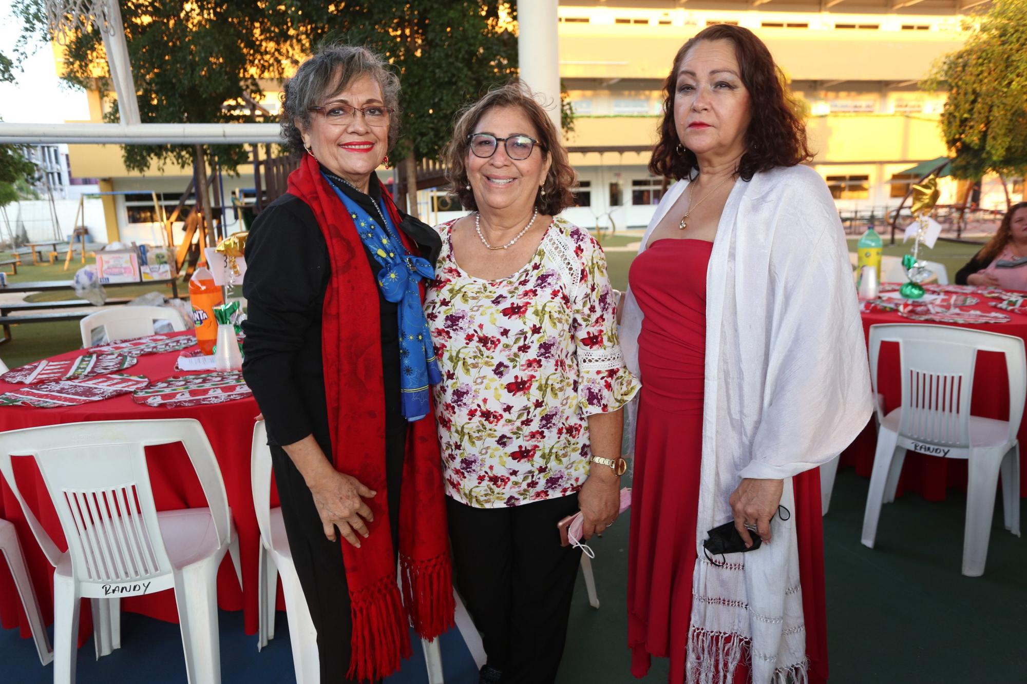 $!Lupita Huerta, Lupita Carrillo y Martina García Rochín.