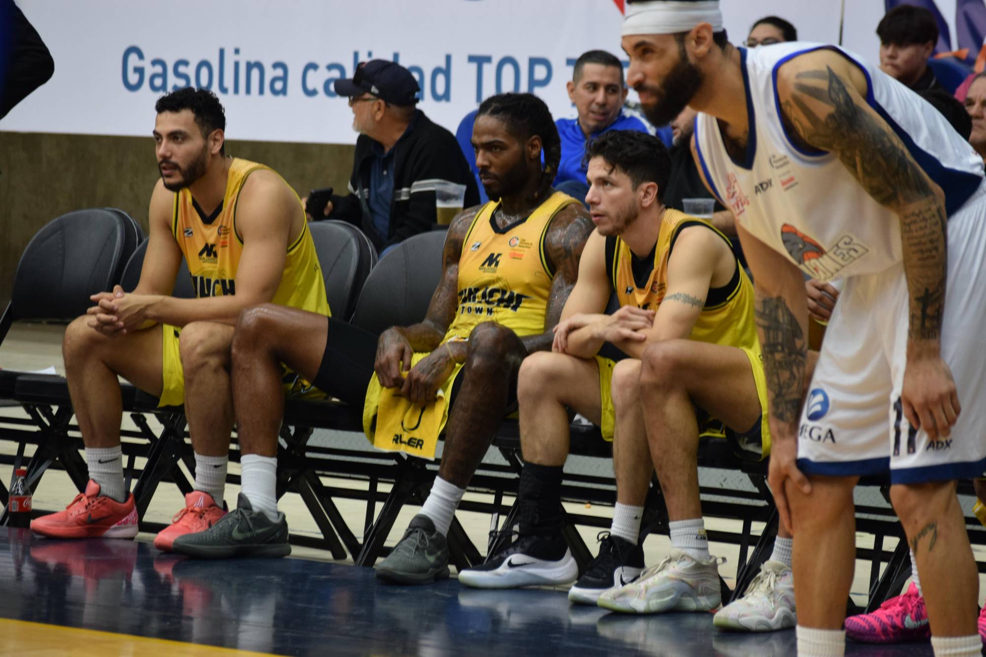 $!Caballeros de Culiacán visita a Ostioneros de Guaymas en busca de reaccionar en el Cibacopa