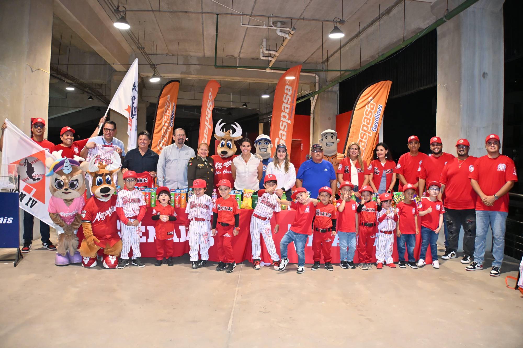 $!Venados de Mazatlán abandera y apoya a Selección Pañalitos rumbo a Nacional