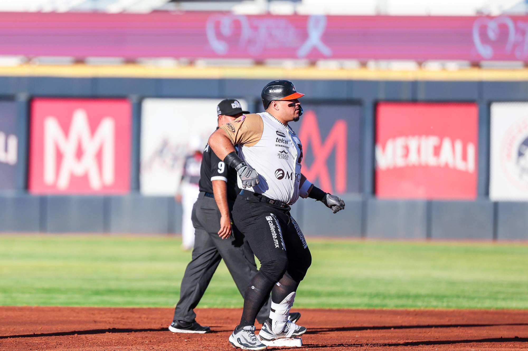 $!Águilas de Mexicali deja en el terreno a Naranjeros de Hermosillo en 11 entradas y se lleva la serie