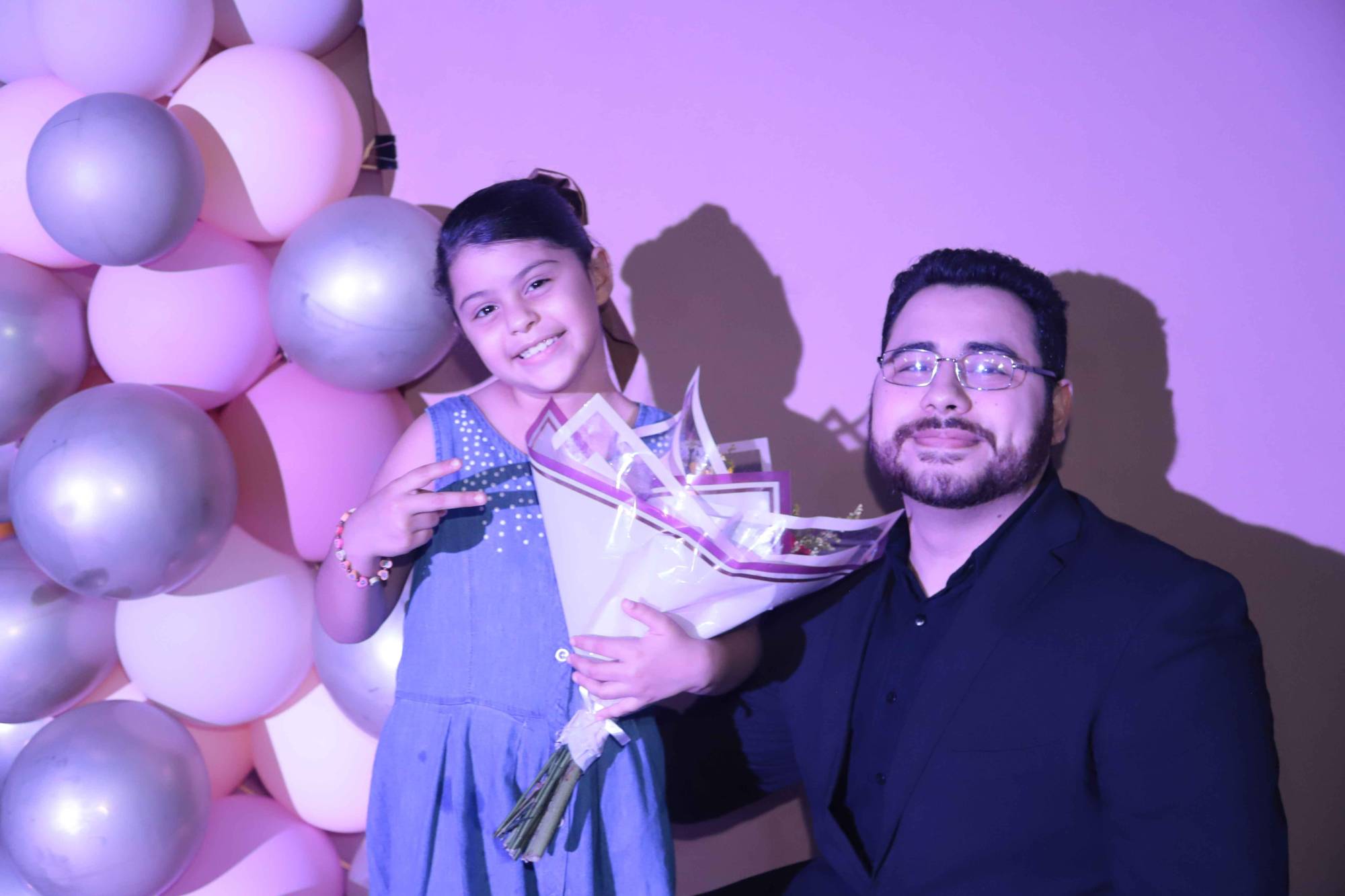 $!Luz Victoria Ibarra Palacios con su tío Jorge Palacios.